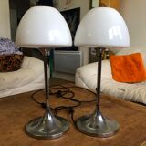 Set of 2 vintage tulip foot lamps