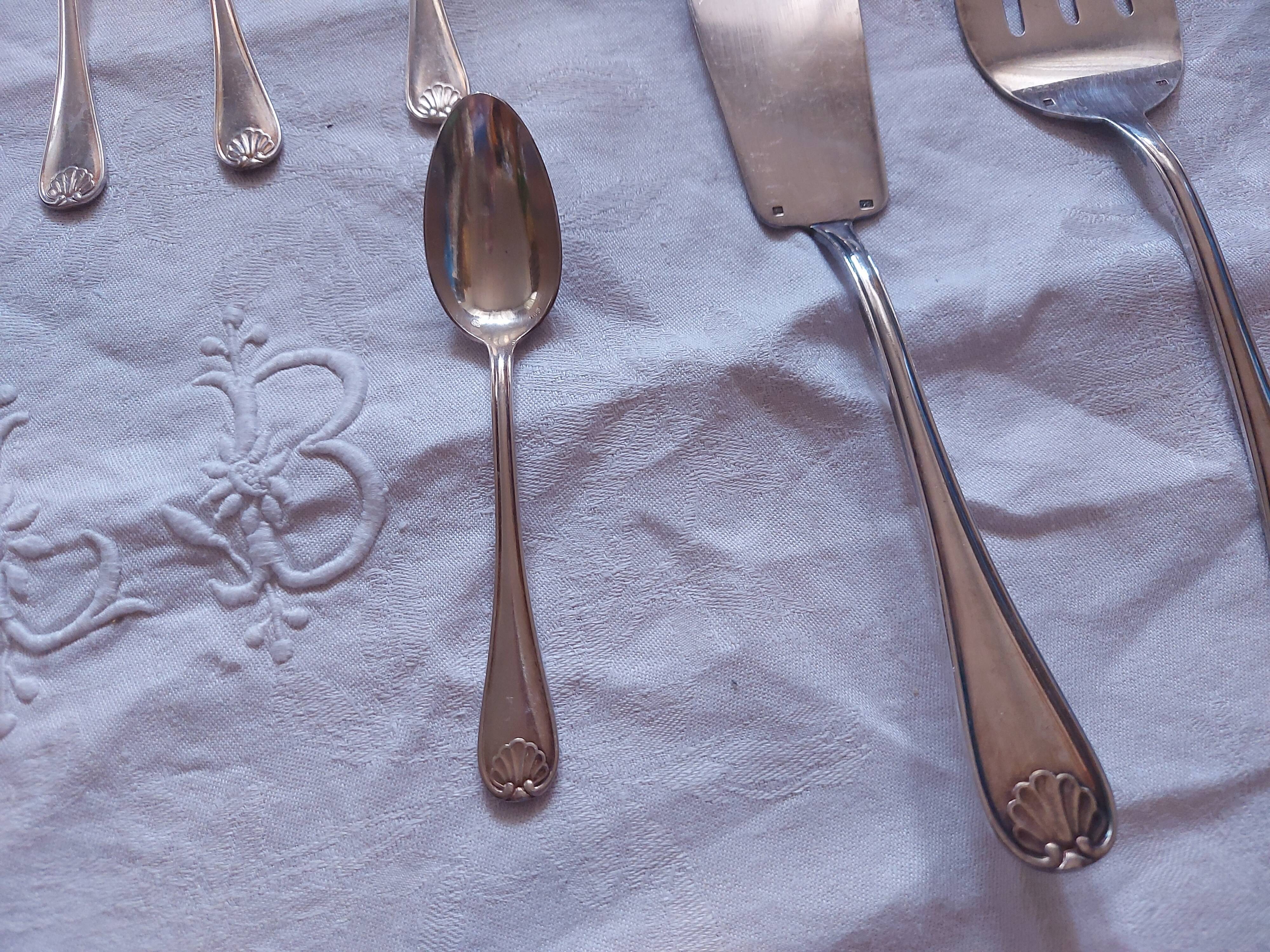 Cutlery in silvered metal, goldsmith Mondial