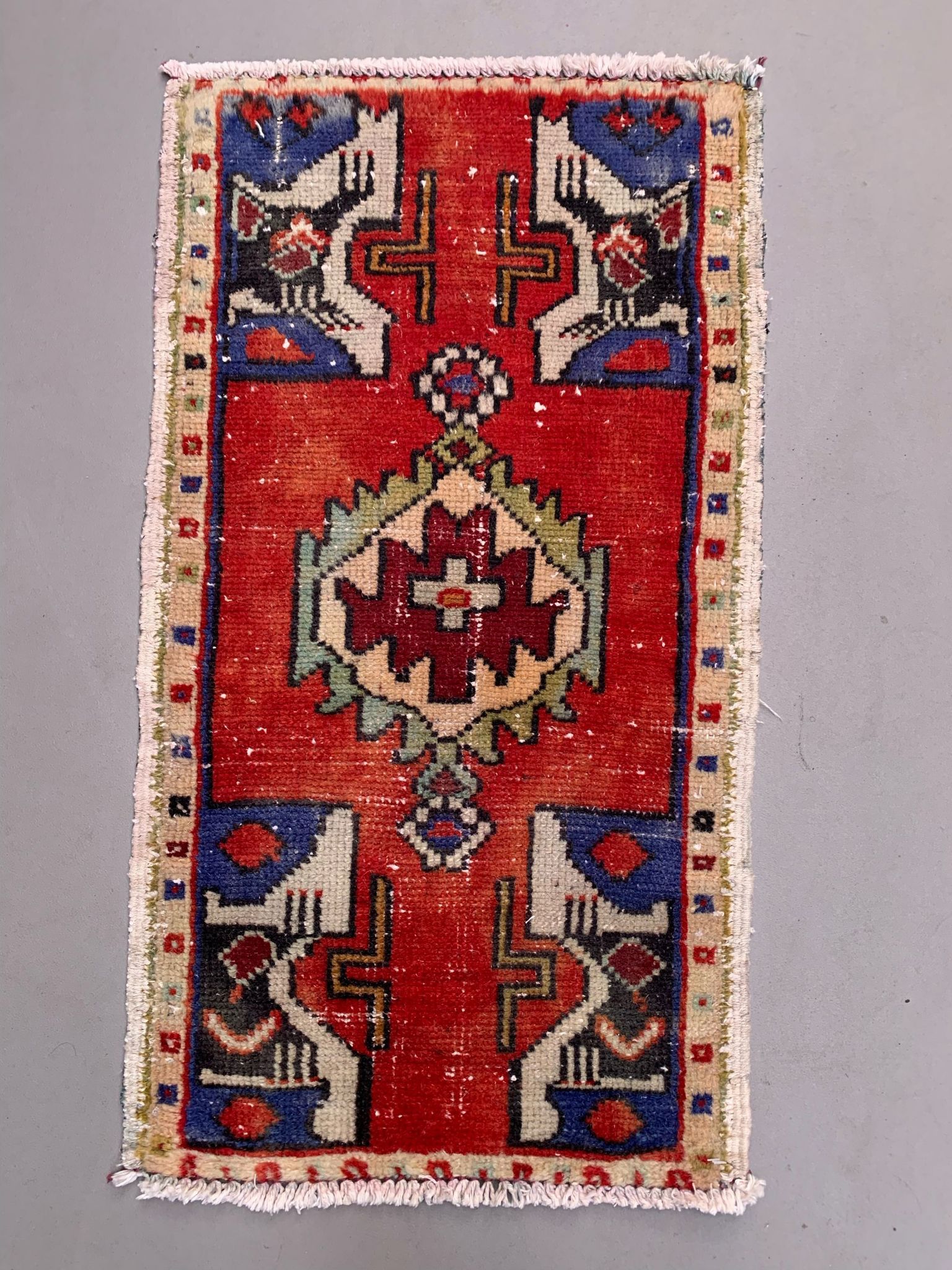 Small Vintage Turkish Rug 85x45 cm, Short Runner, Tribal, Shabby Chic