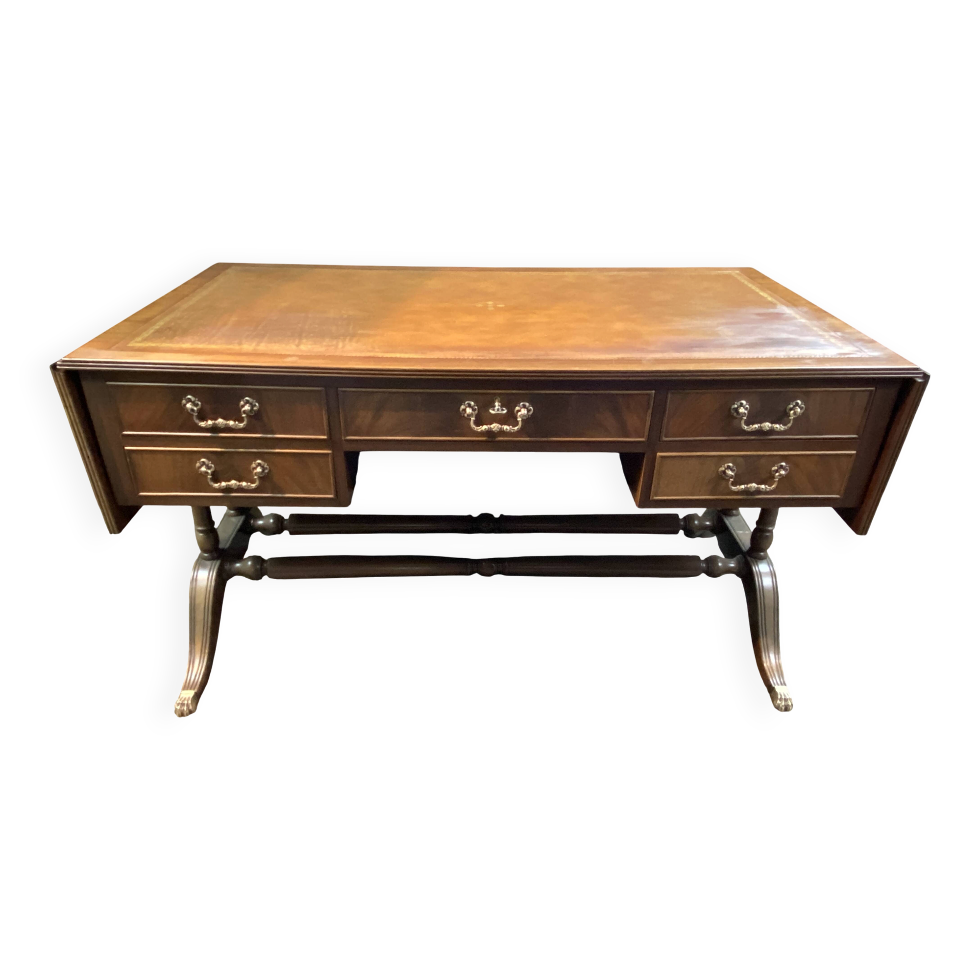 Grand bureau anglais en acajou de style Regency