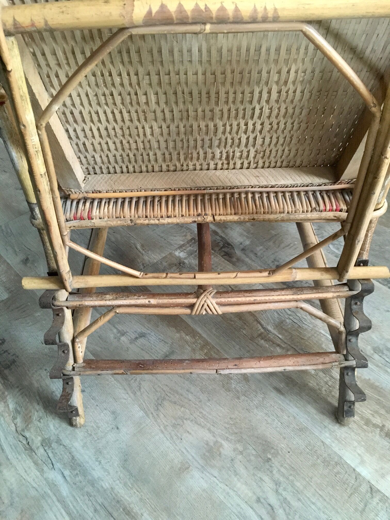 Rattan lounge chair