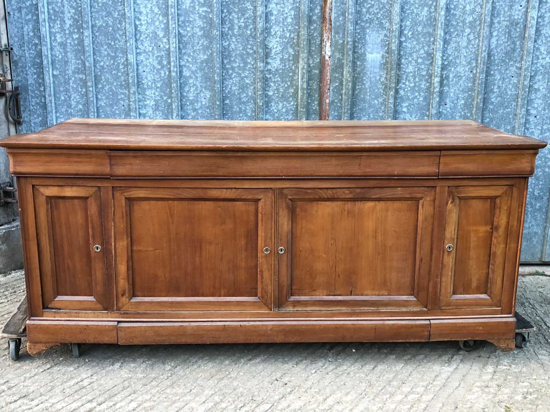 Buffet enfilade boiserie Louis Philippe en cerisier