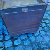 2 Art Deco bedside tables from the 1960s in walnut.