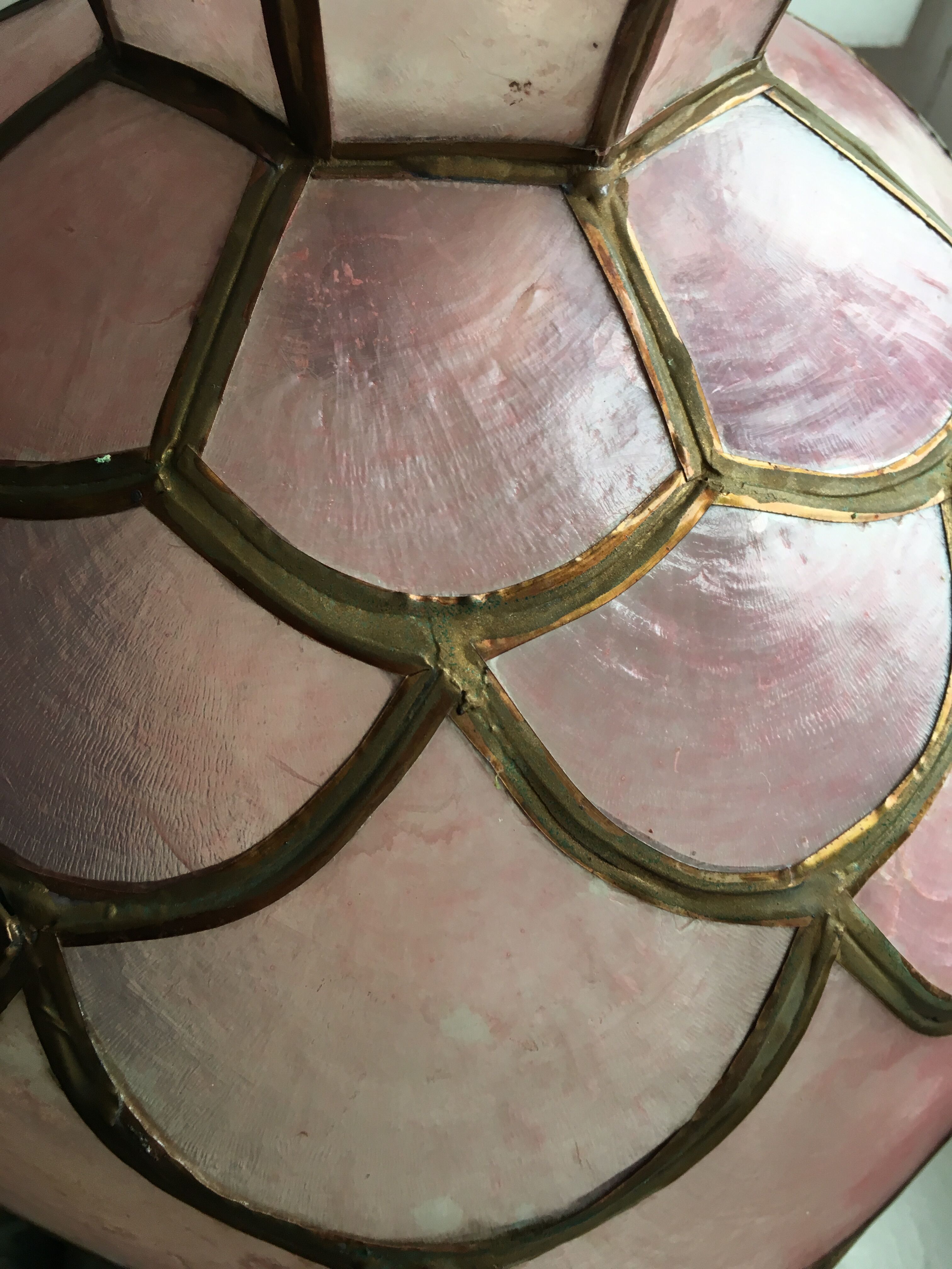 Pink mother-of-pearl hanging