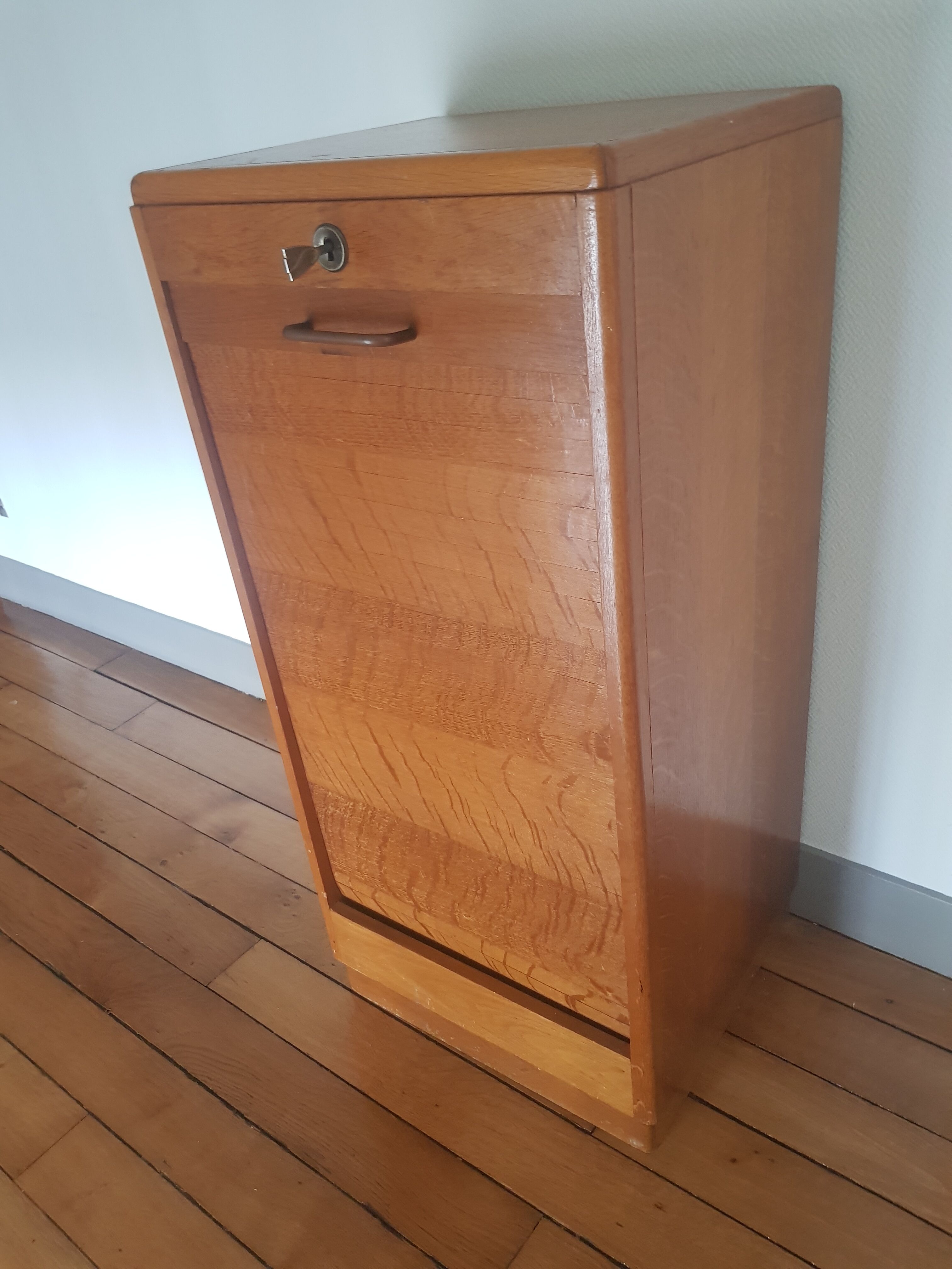 Furniture with a sliding drawer