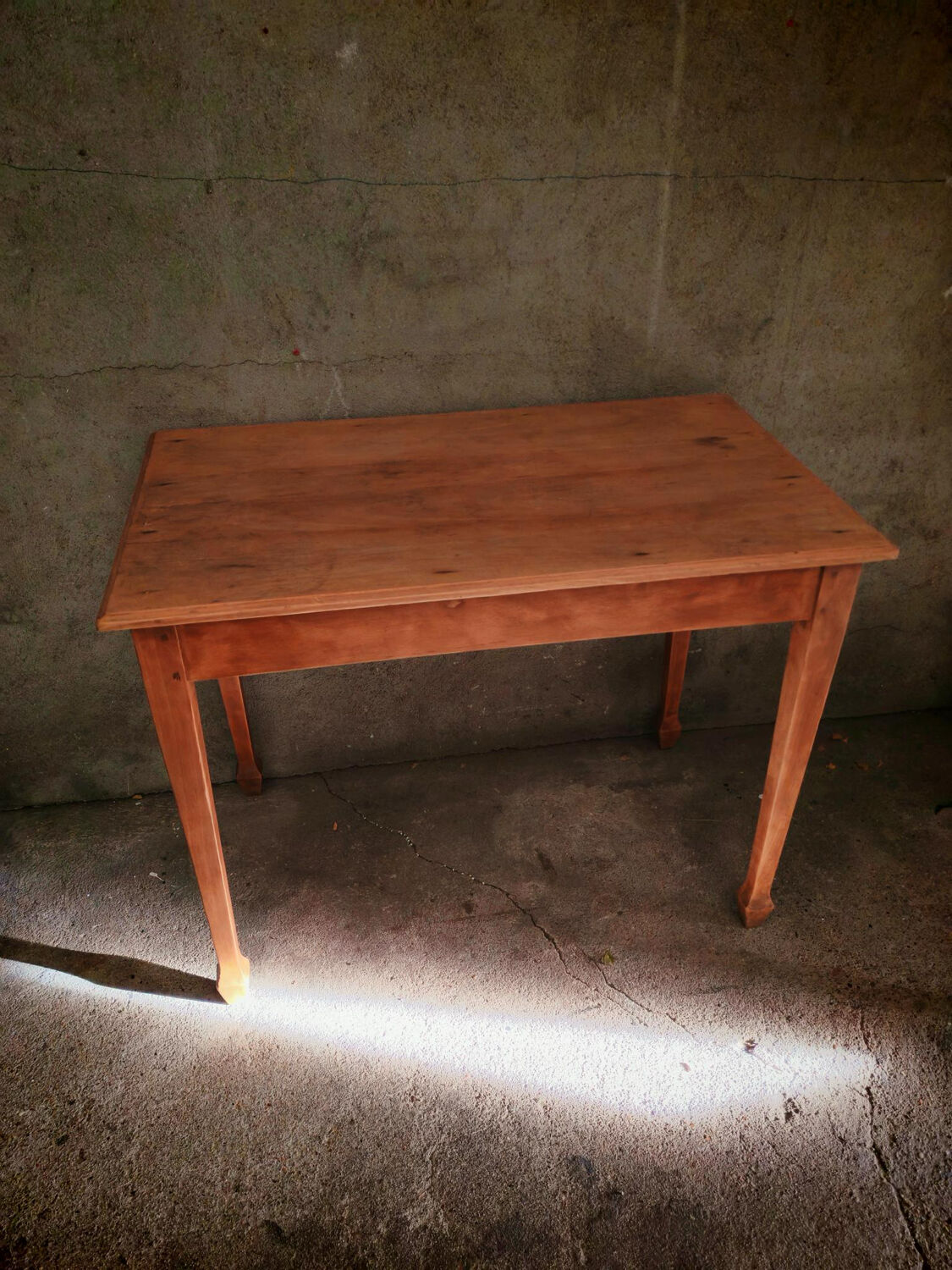 Golden blond wood desk