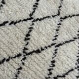 Vintage Beni Ouarain Berber rug