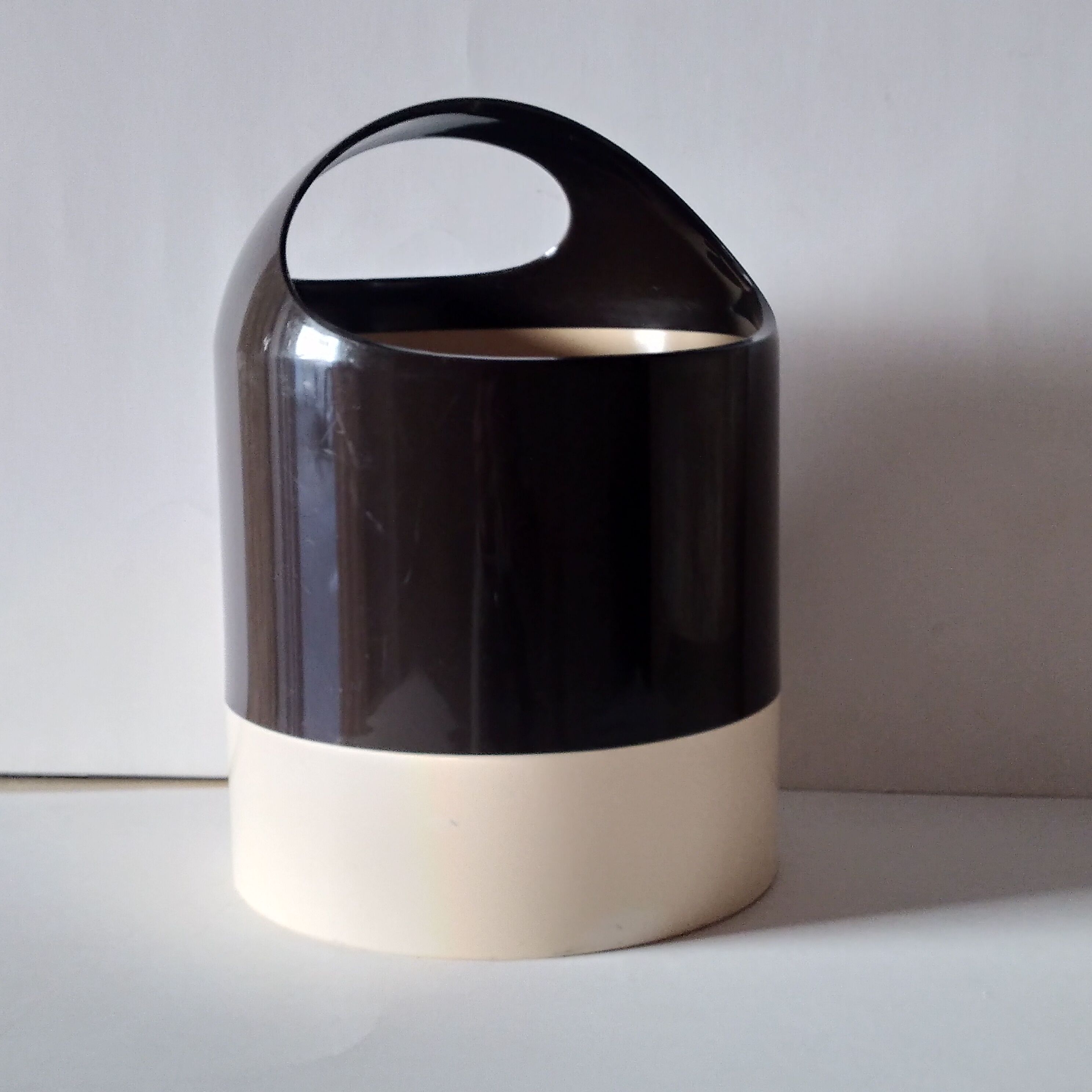 Champagne bucket 1970