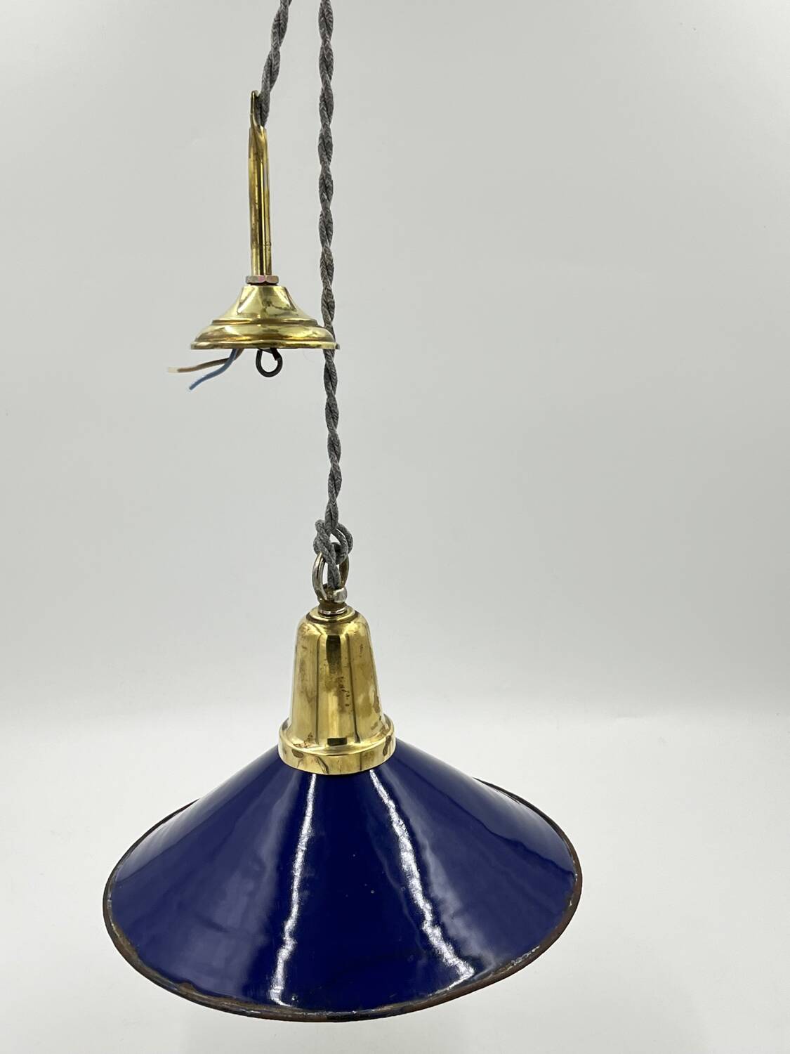 Industrial lampshade