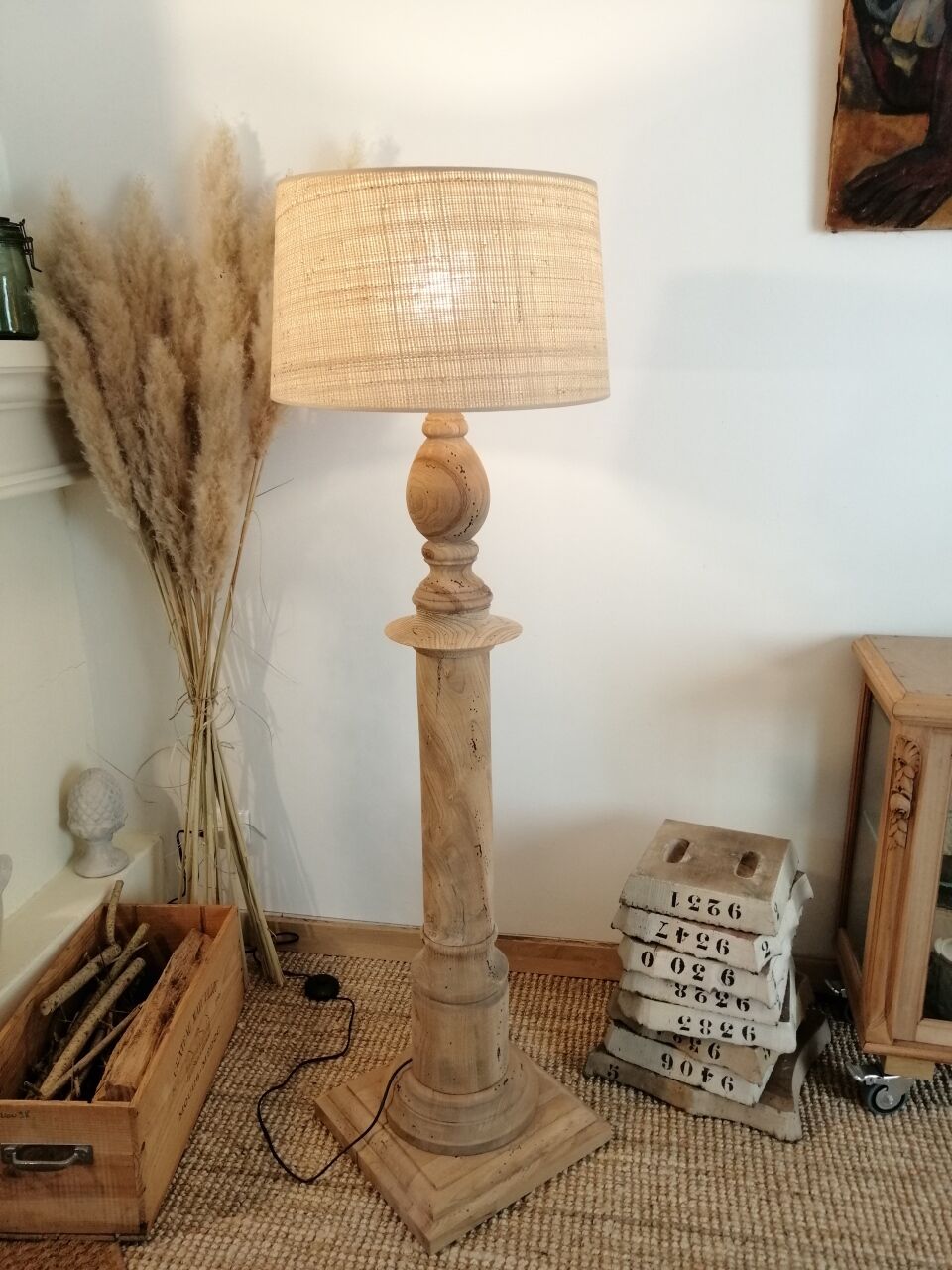 Vintage wooden floor lamp revisited
