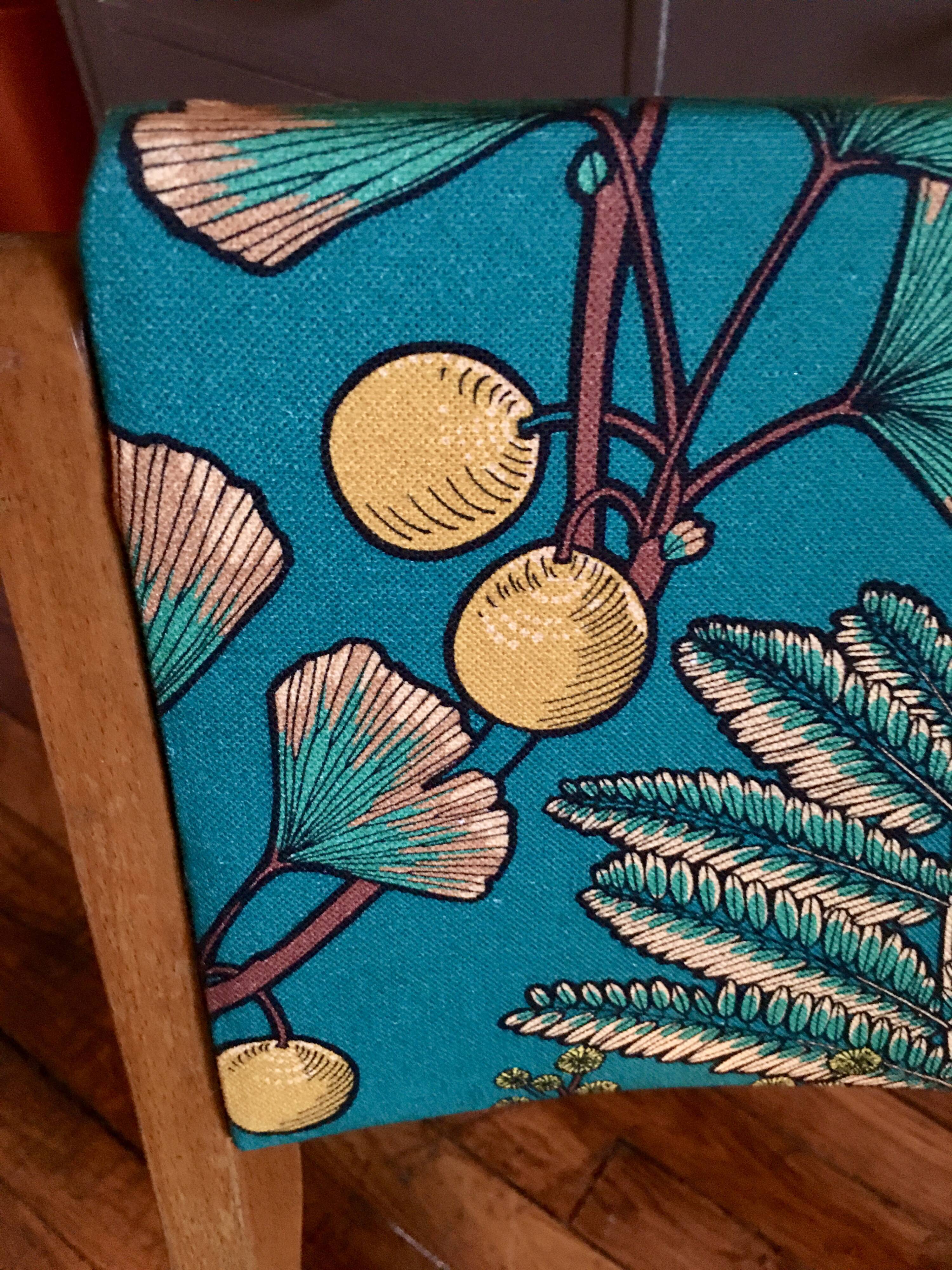 6 vintage chairs