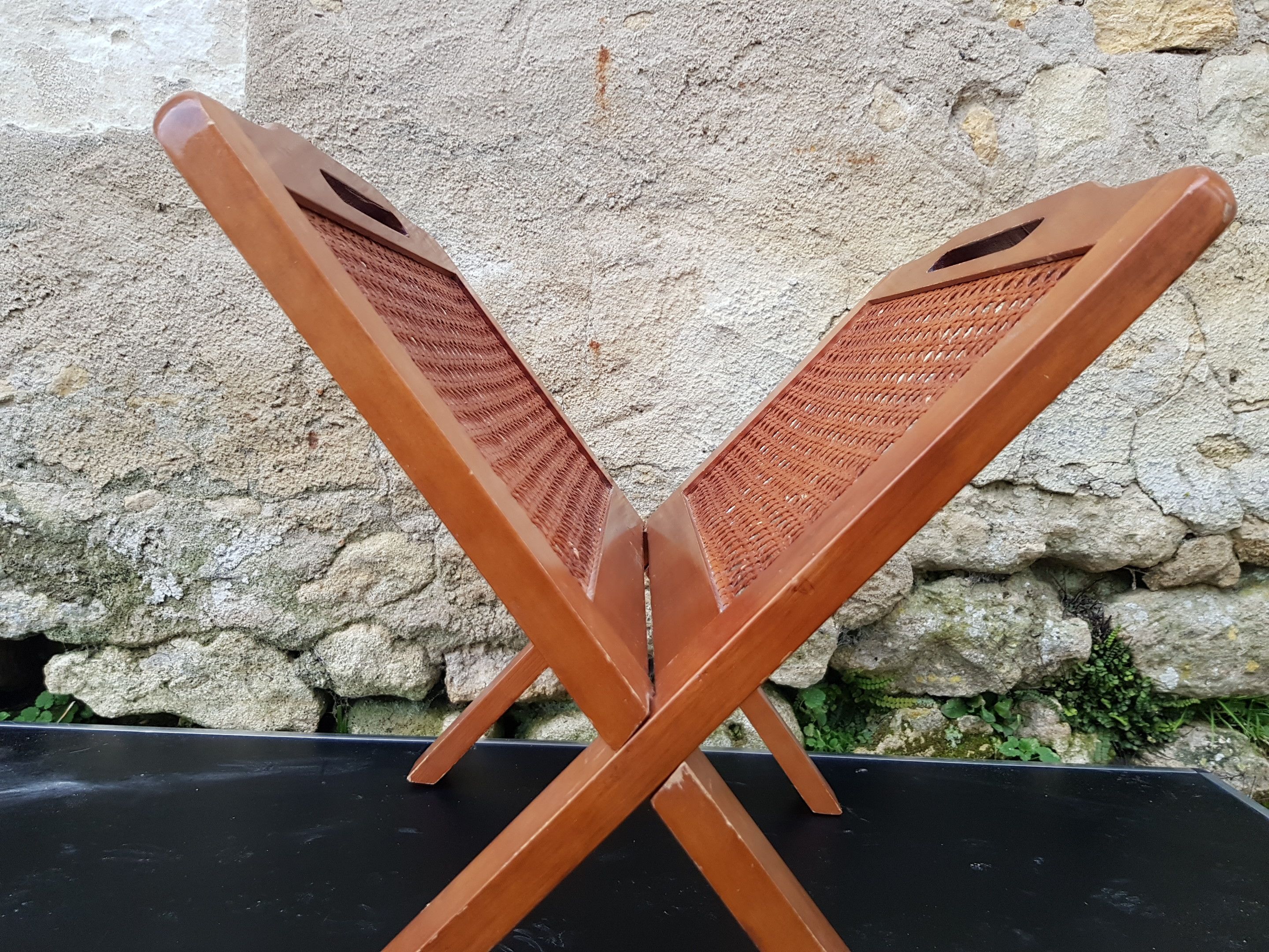 Very pretty cane magazine door