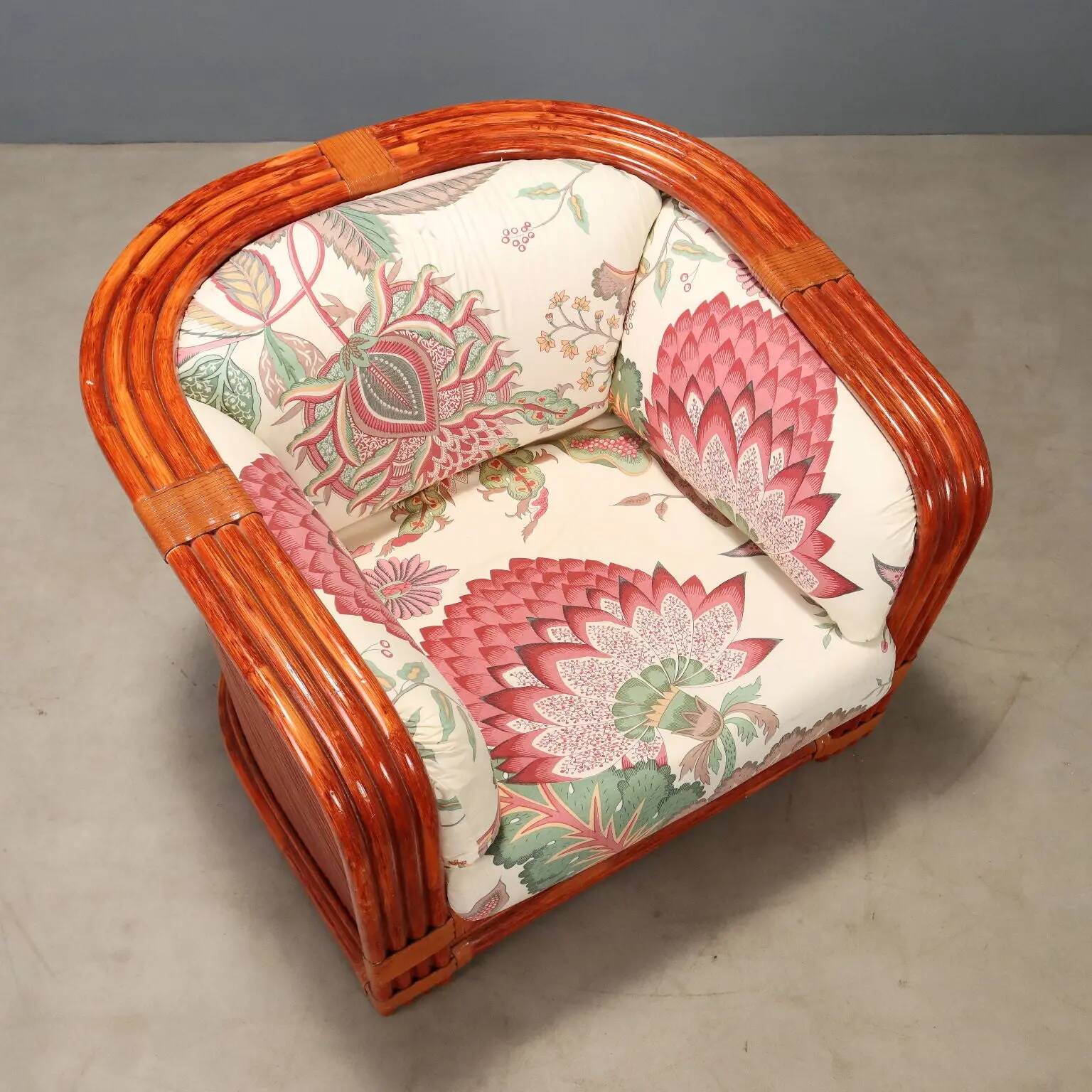 Red lacquered rattan and bamboo sofa from the 1980s.