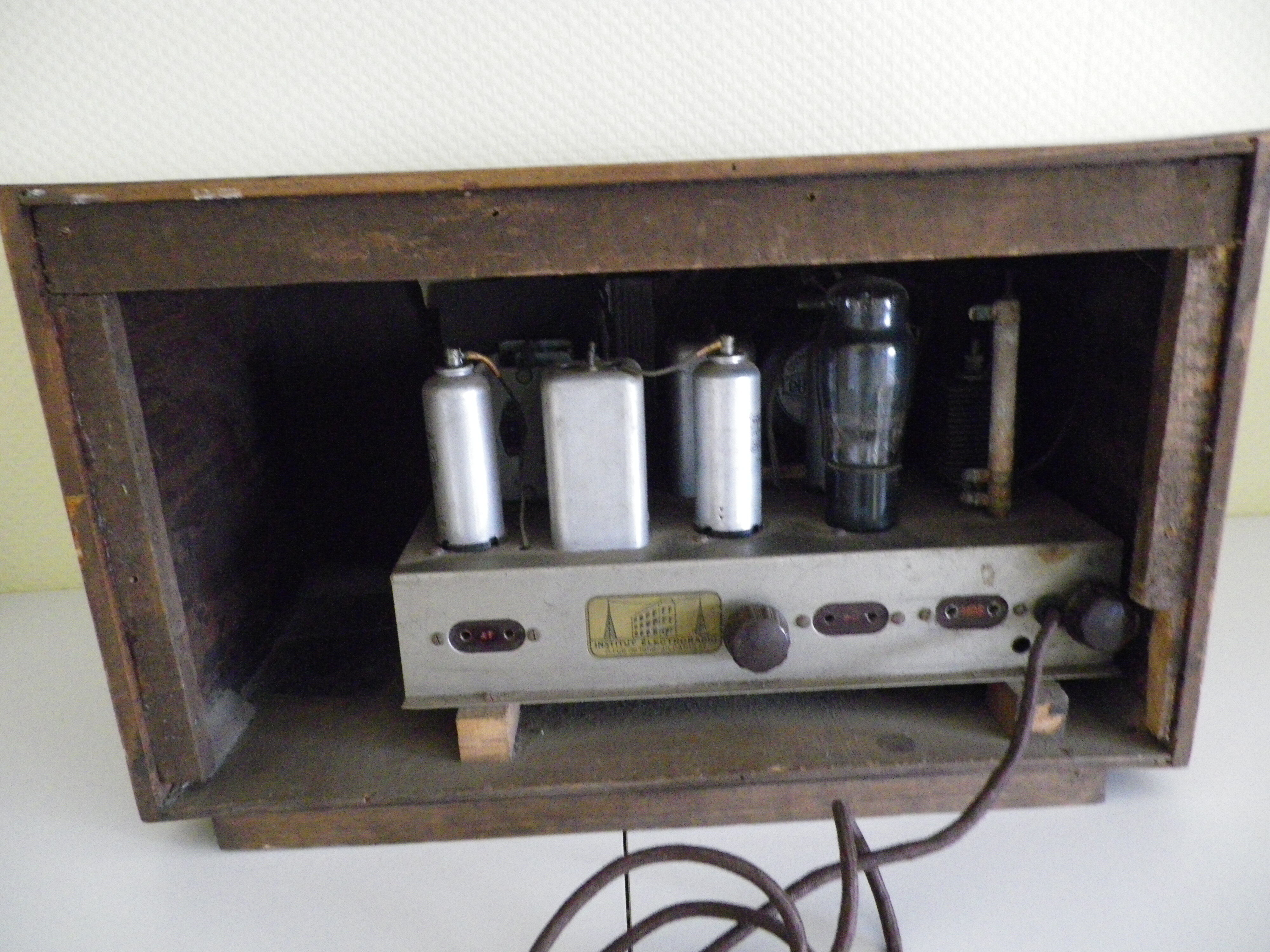 Vintage decoration radio station - Wood, Bakelite - Electroradio Institute, Paris - 50s