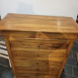 Chiffonnier style Louis Philippe en noyer
