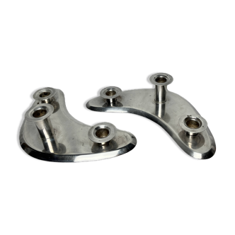 Paire de chandeliers boomerang en métal argenté Ercuis, XXème