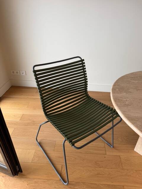 Chair click - house