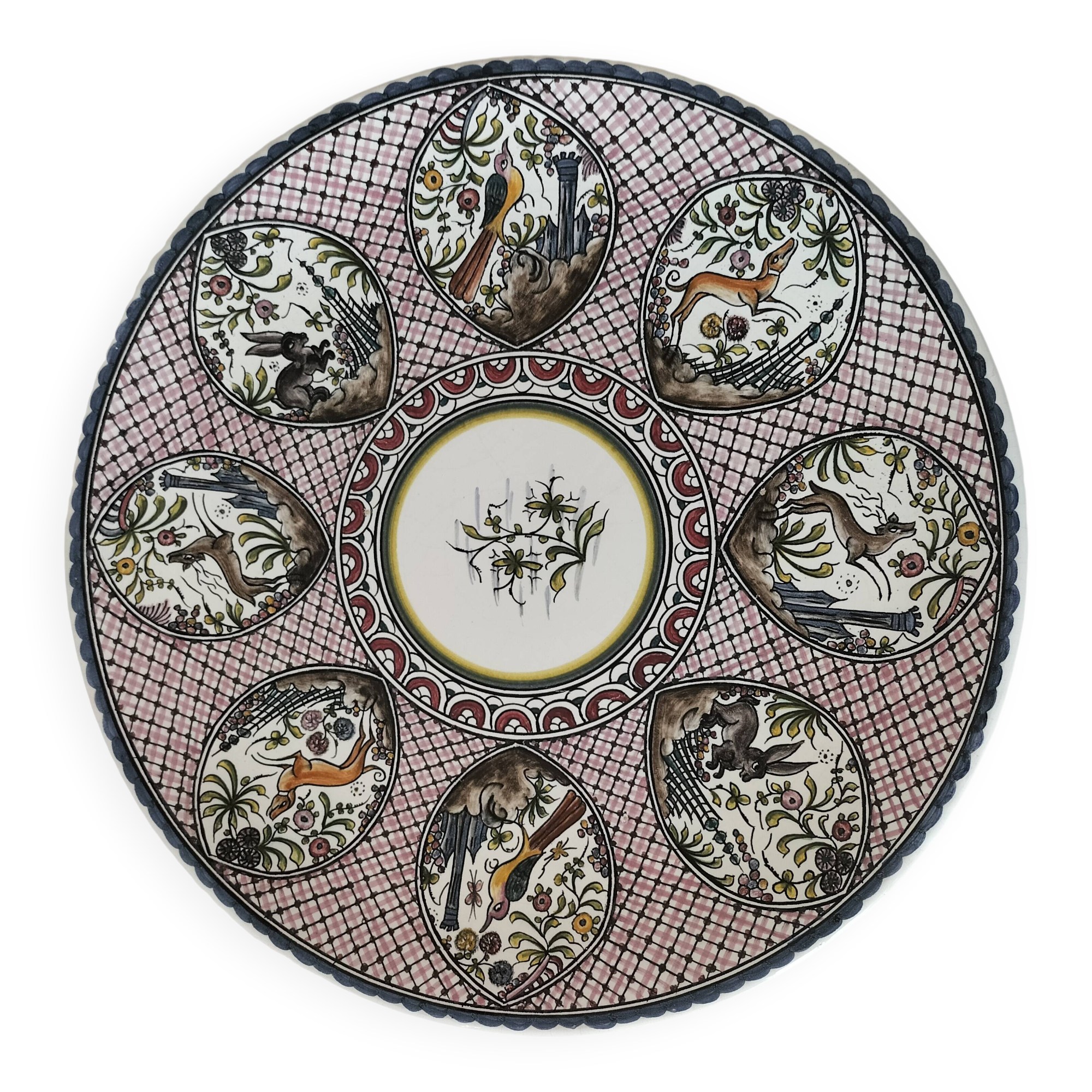 Portuguese plate signed Estrela de Conimbriga, 17th century Colours decor