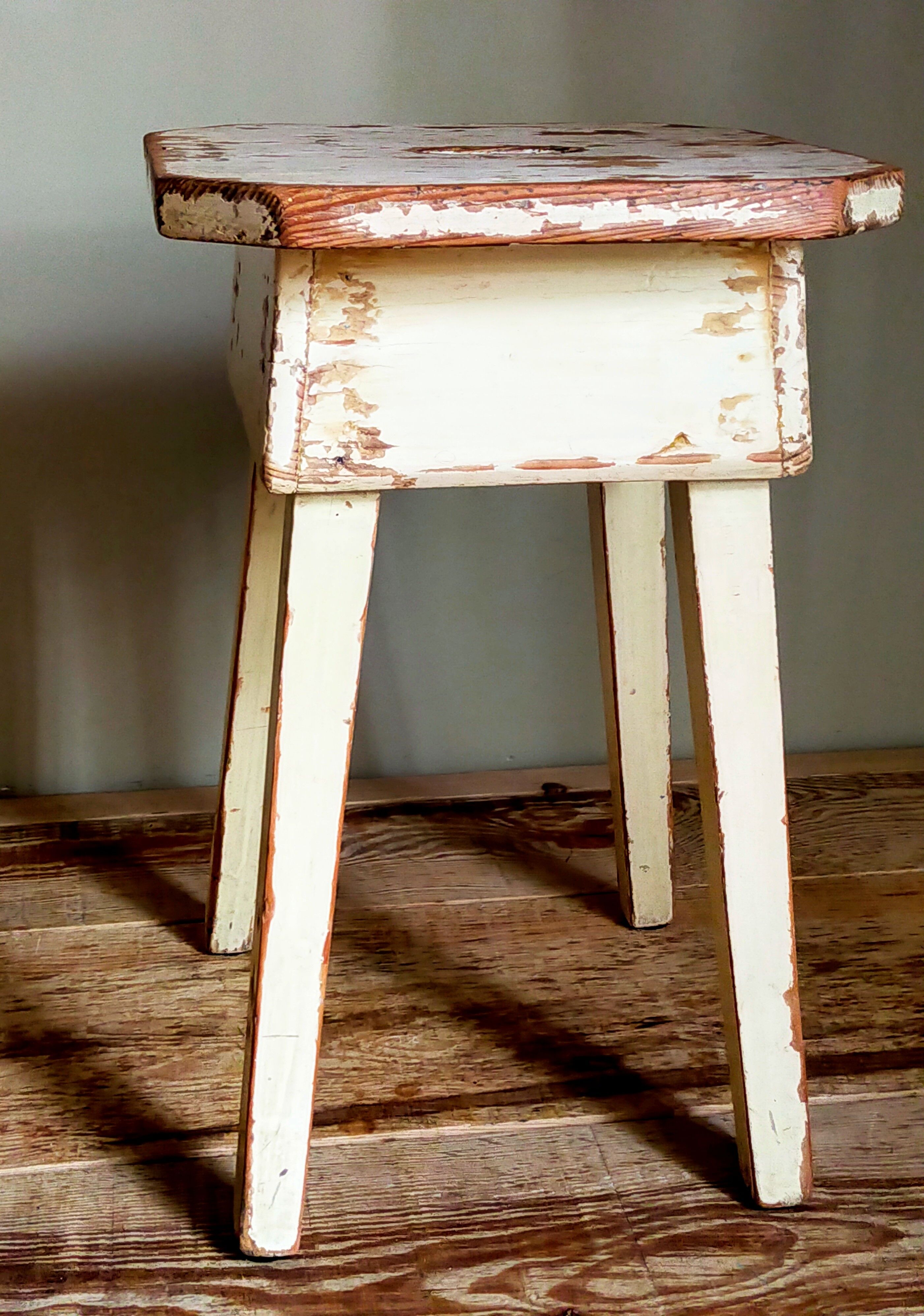 Workshop stool in antique patinated solid wood