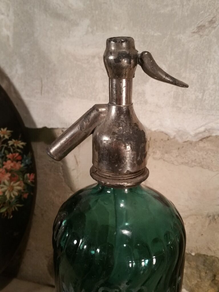 Old siphon