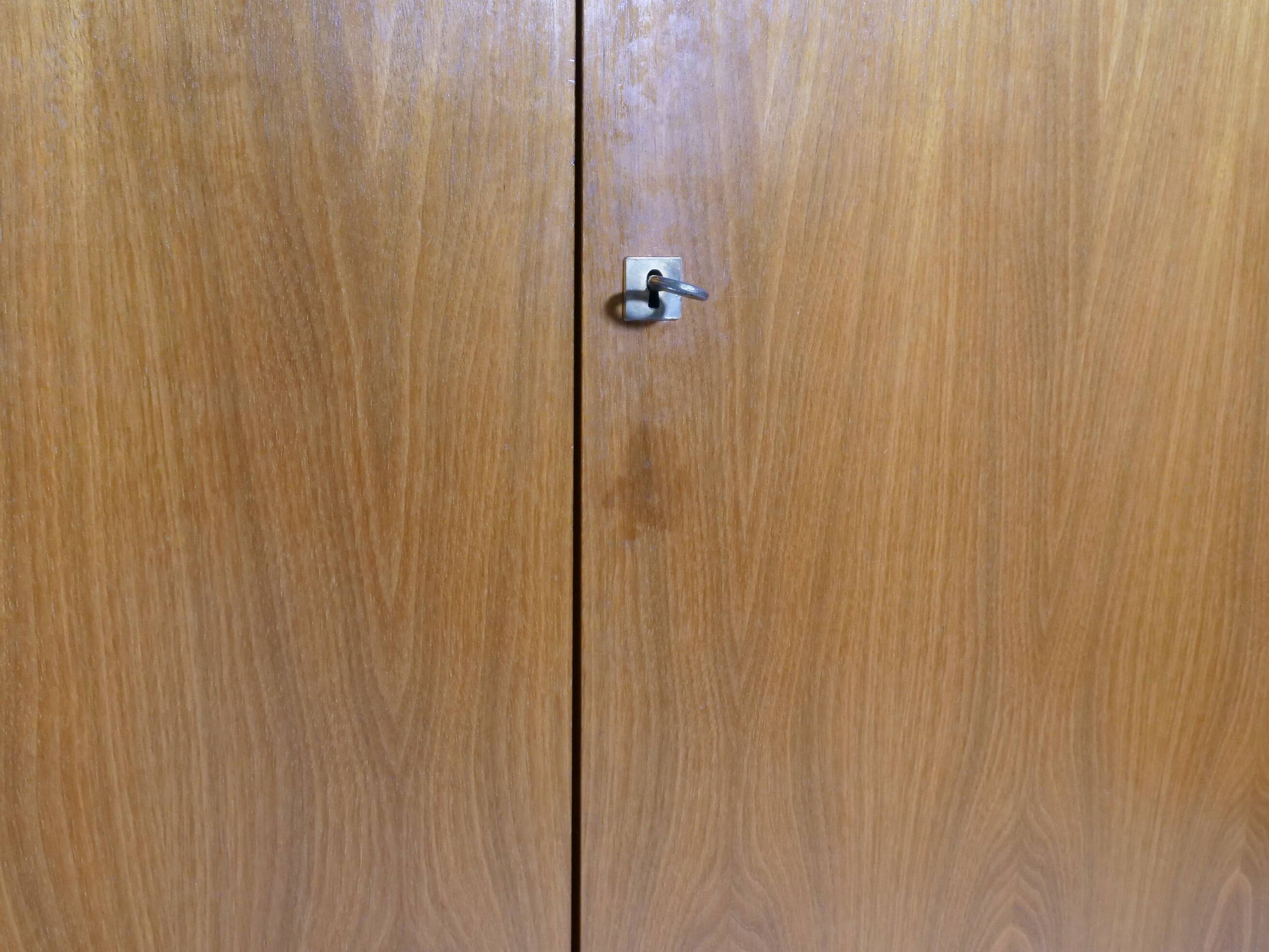 Armoire design des années 1960 par Otto Schmidt