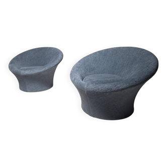 Pair of light blue Mushroom lounge chairs by Pierre Paulin for Artifort, 1960s