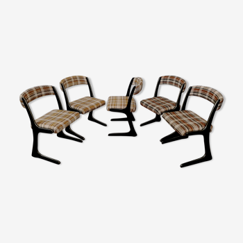 5 chaises vintage