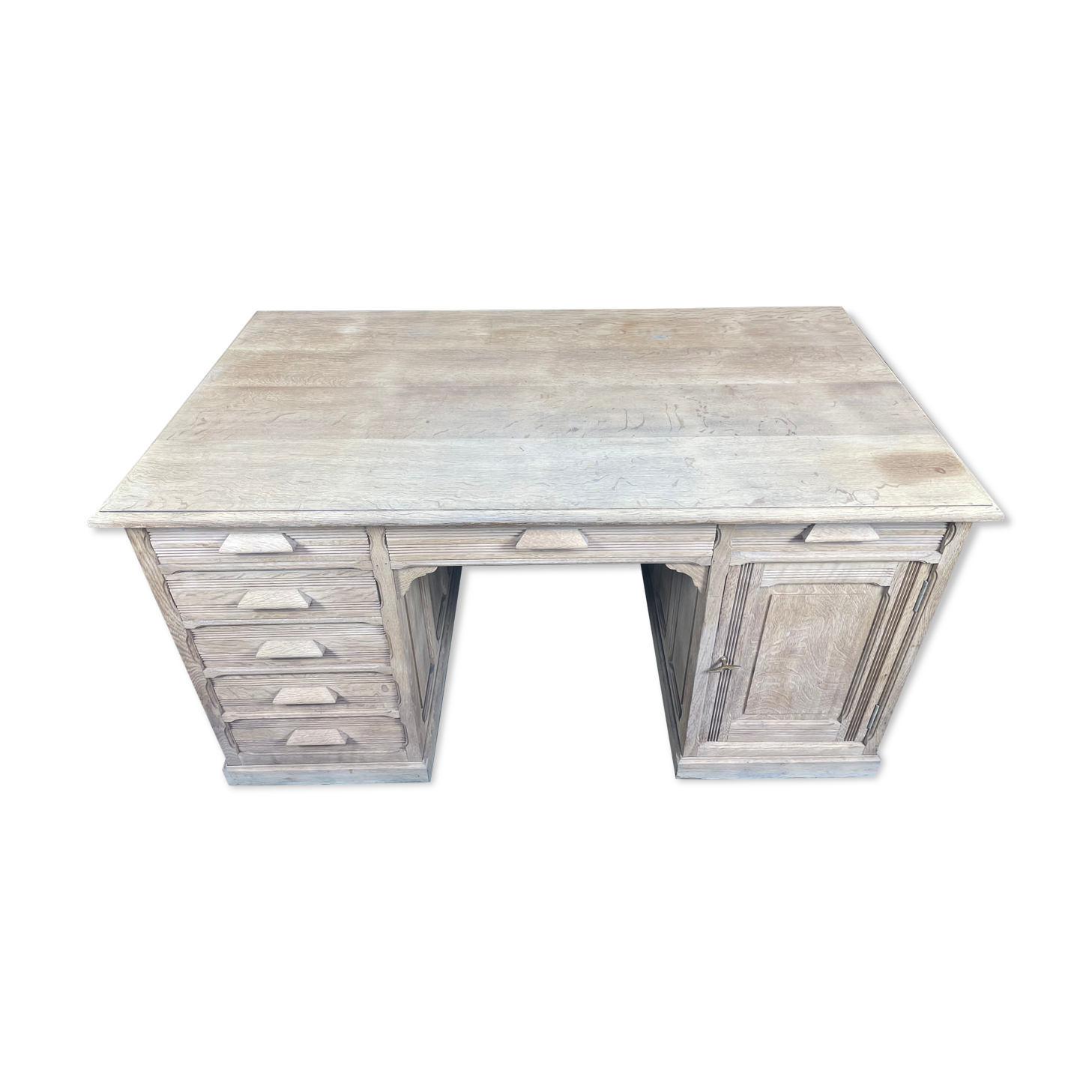 Administrative office in scrubbed solid oak