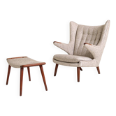 Fauteuil et repose-pieds "Papa Bear" par Hans J. Wegner pour A.P. Stolen, Danemark
