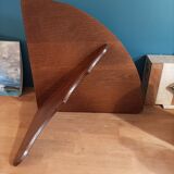 Solid wood corner shelf