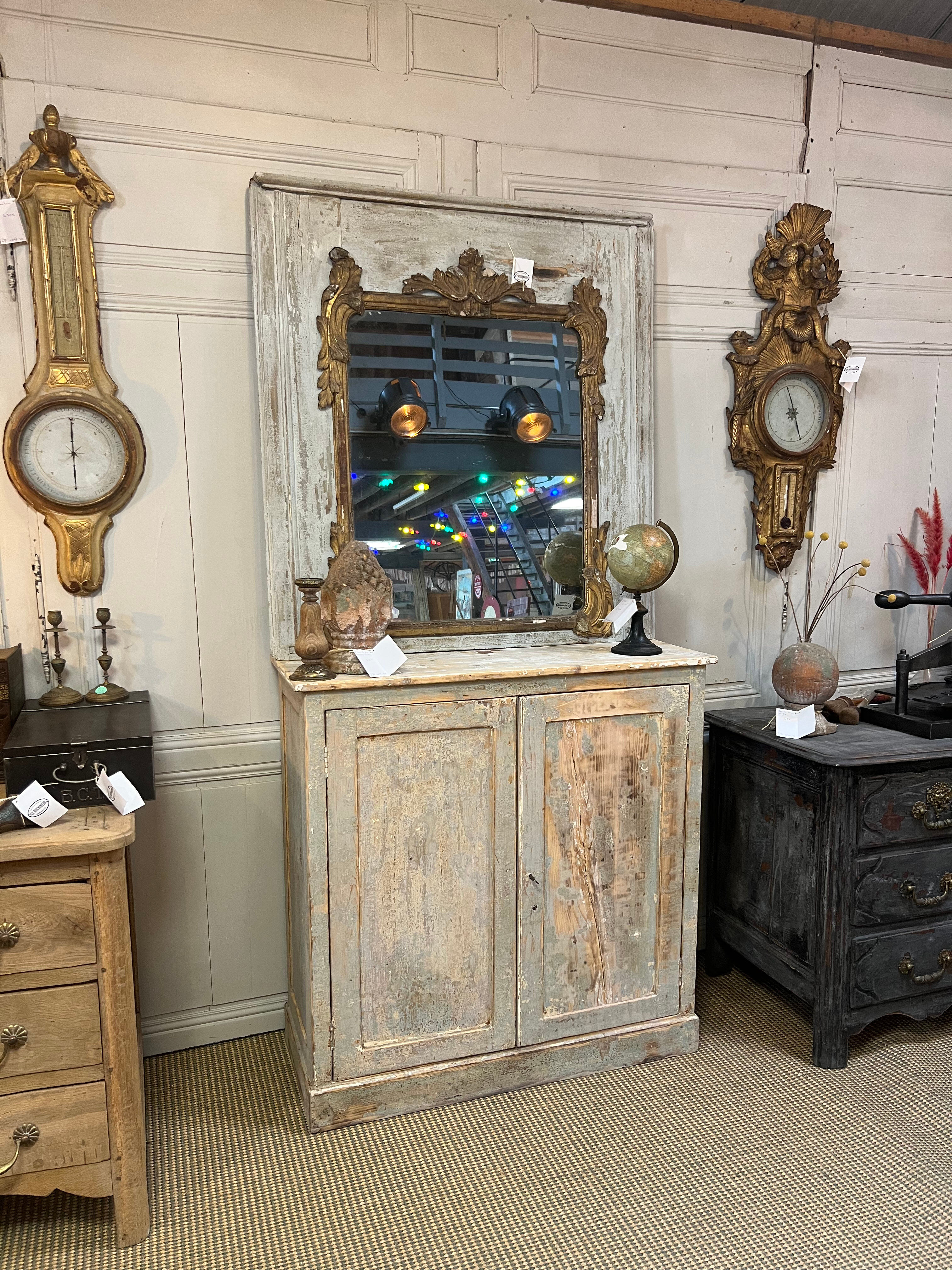 Buffet painted