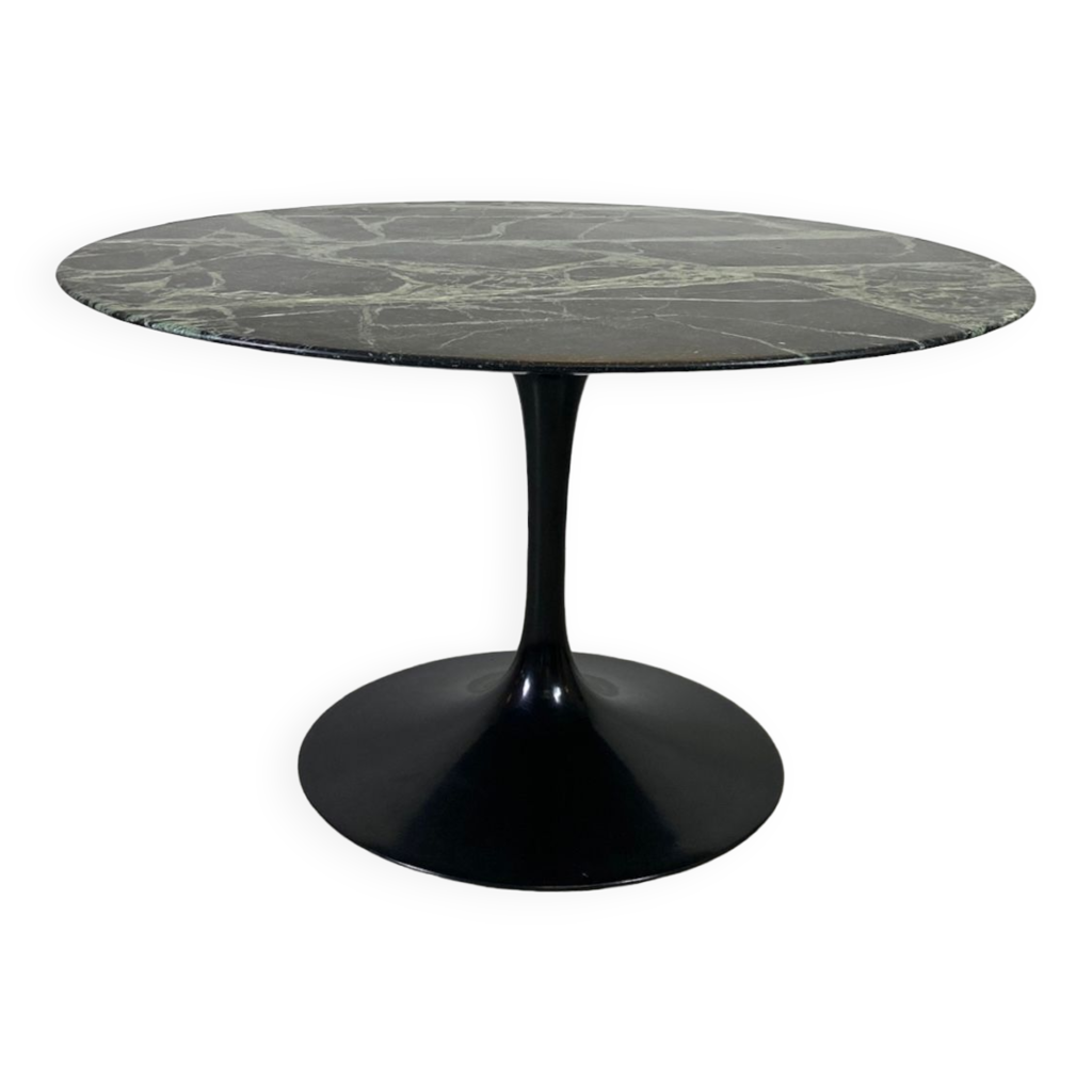 Saarinen Green Marble Tulip Dining Table for Knoll Verdi Alpi