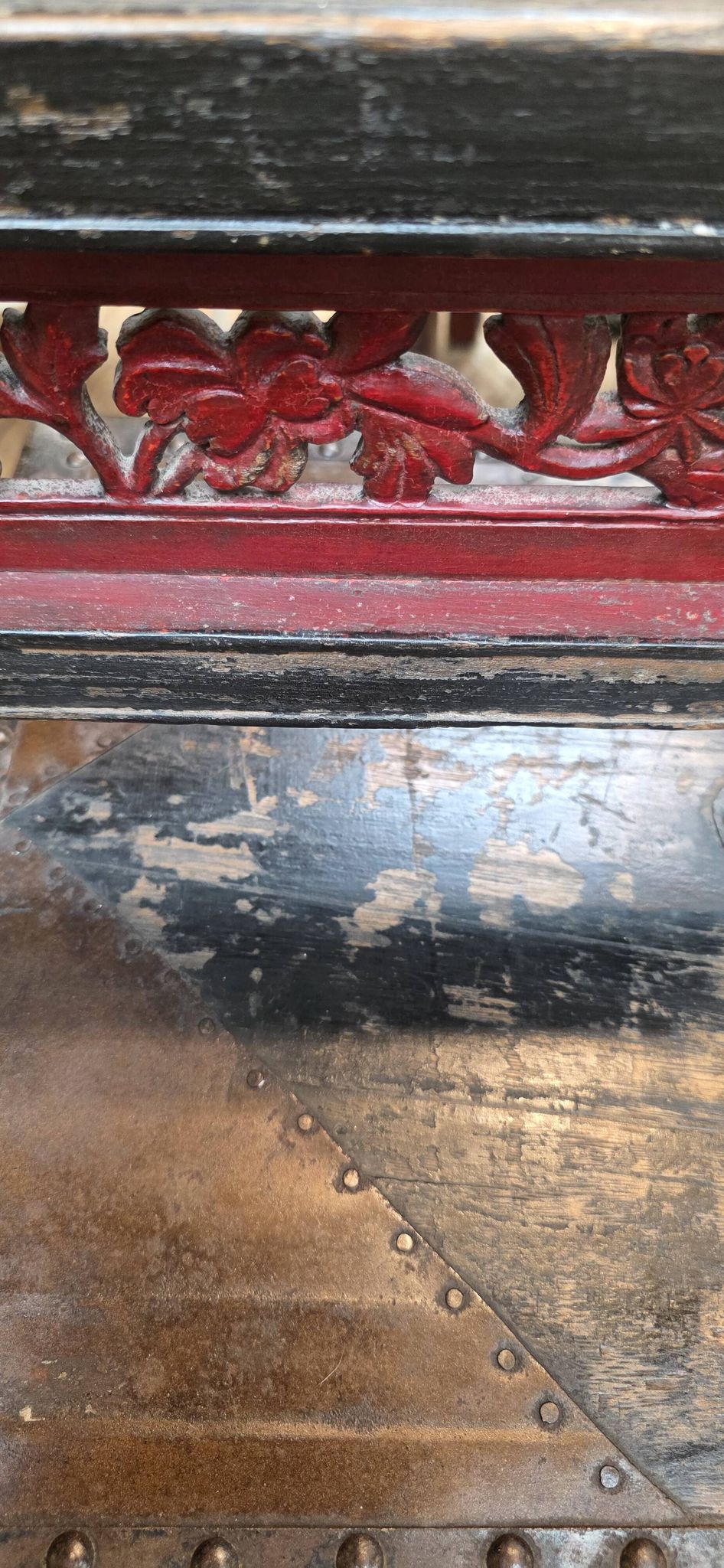Lacquered wedding chest, China 19th century