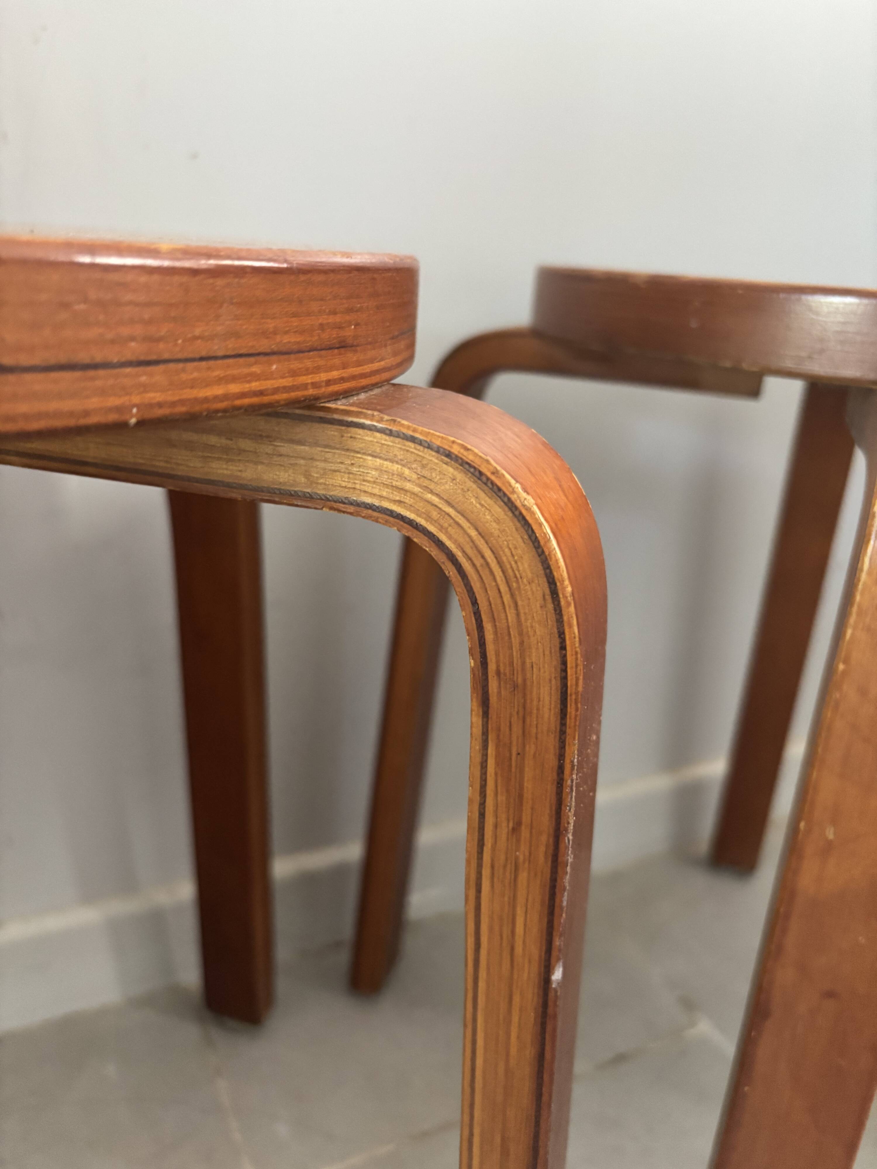 Pair of Artek stools model E60 (rare version with 4 legs), Alvar Aalto