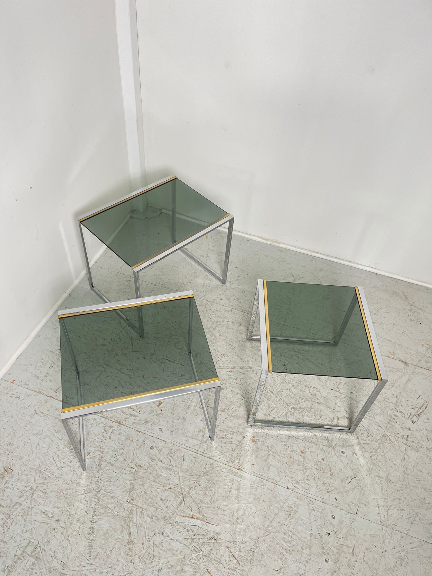 Table gigogne 1970