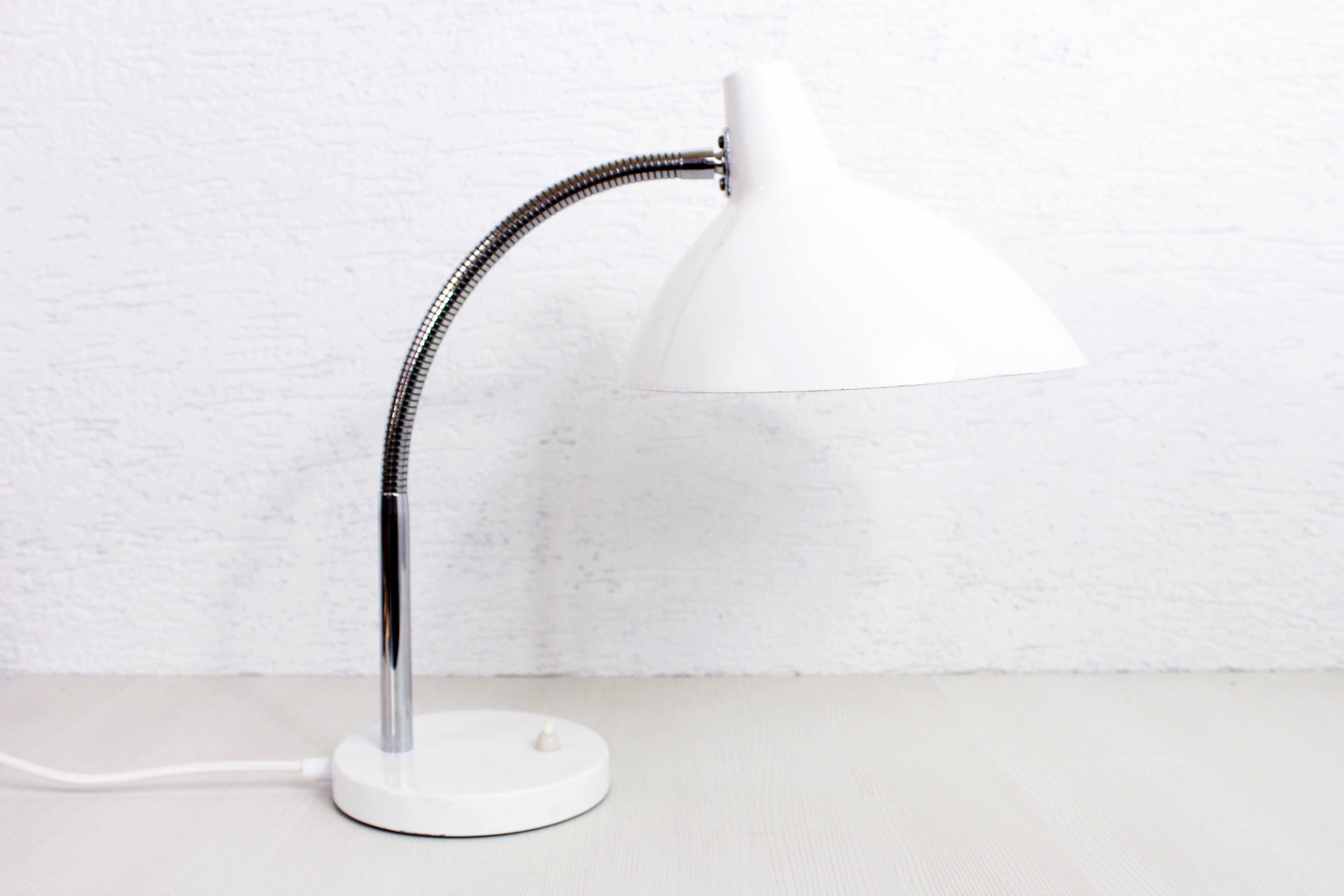 Regent desk lamp