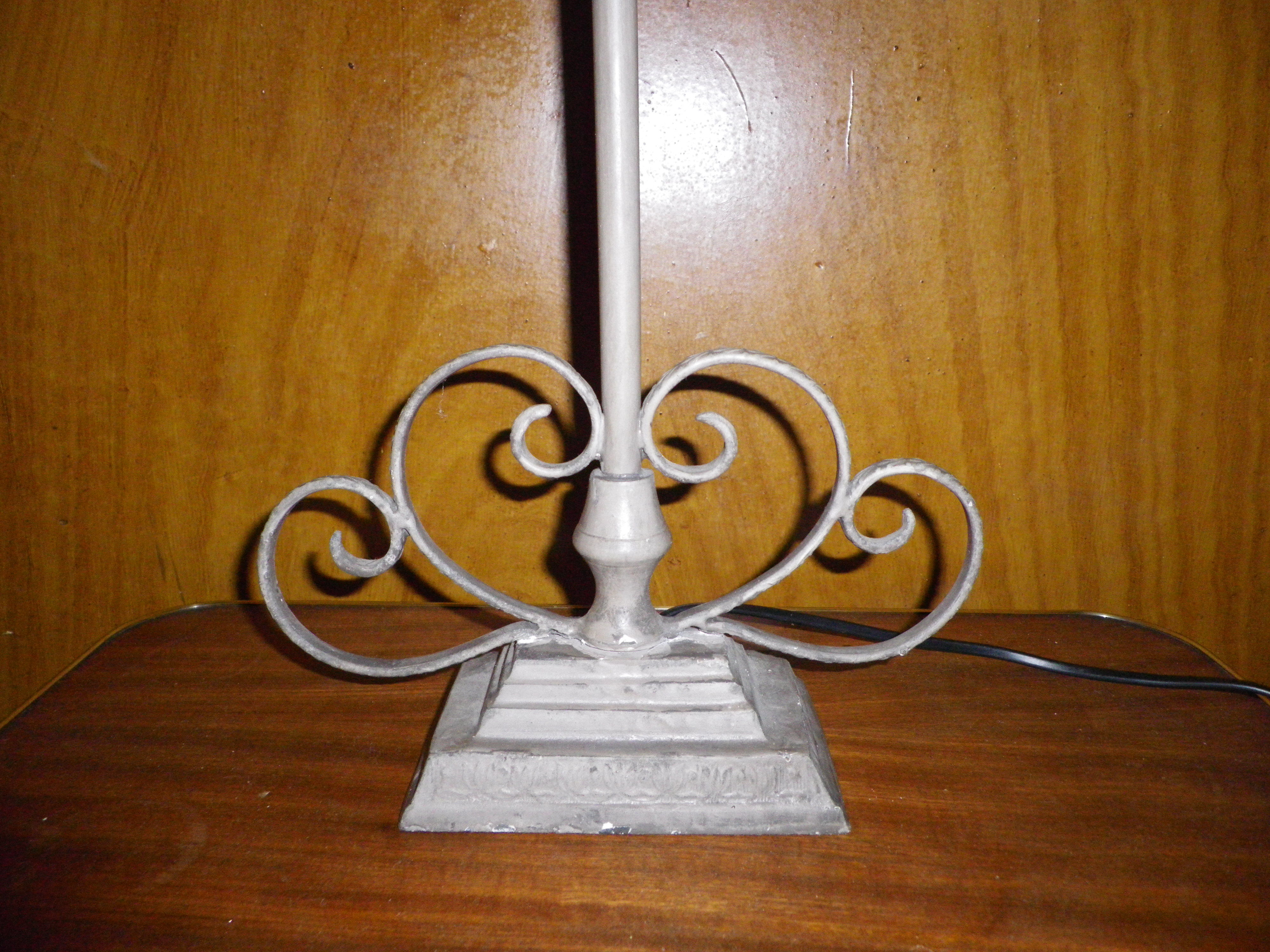 Show lamp/burau to lay in wrought iron - 70s