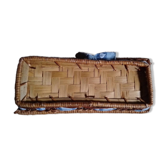 Small vintage basket