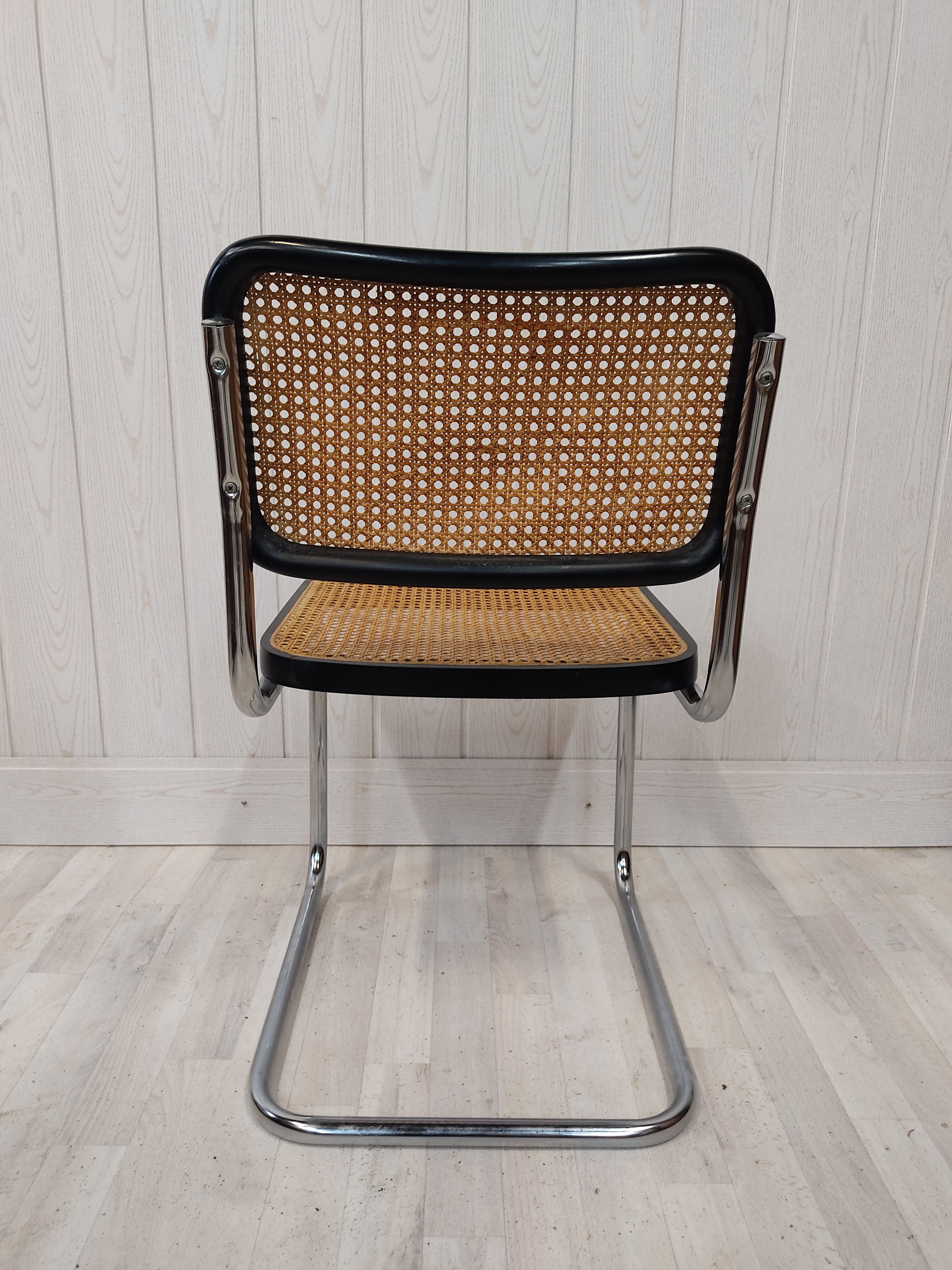Chair Cesca B32 design Marcel Breuer
