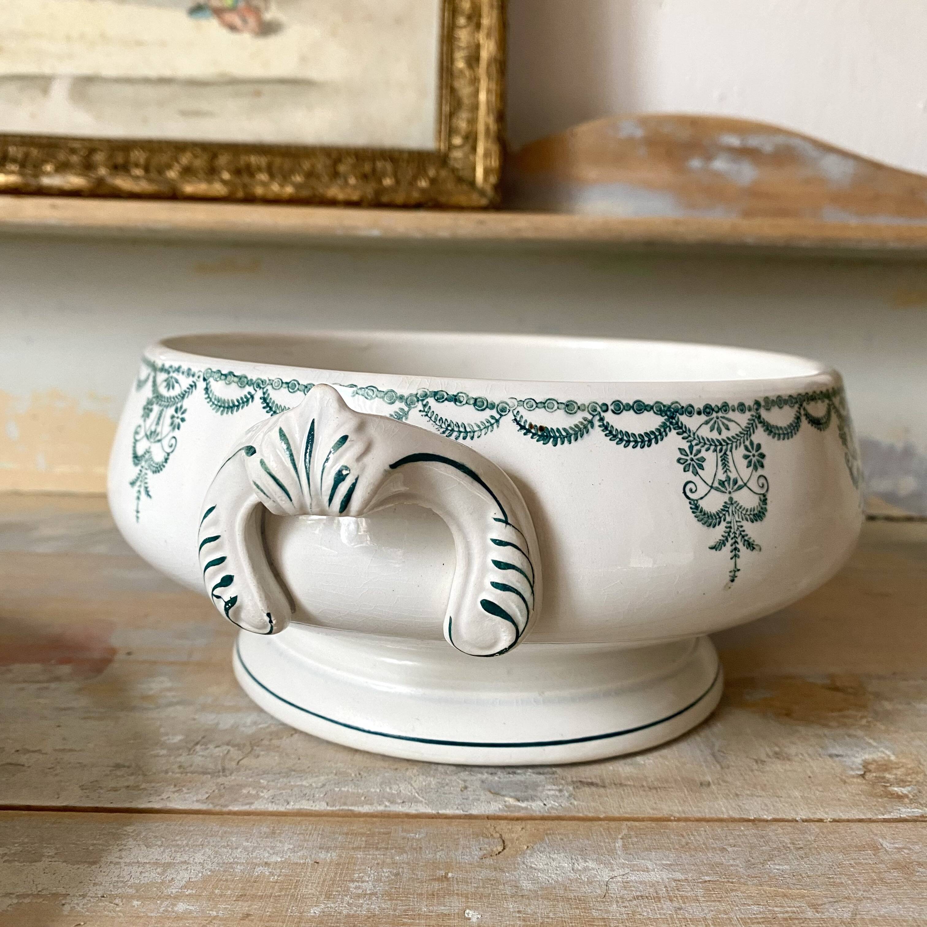 Vegetable dish, earthenware salad bowl Moulin des Loups