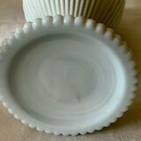 Carafe vase in white opaline