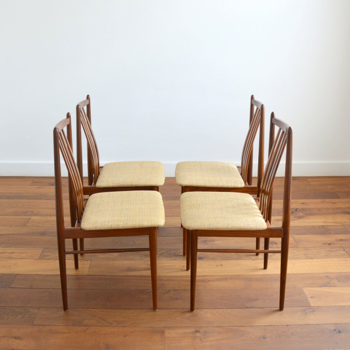 Suite of 4 Scandinavian dining chairs 1960s