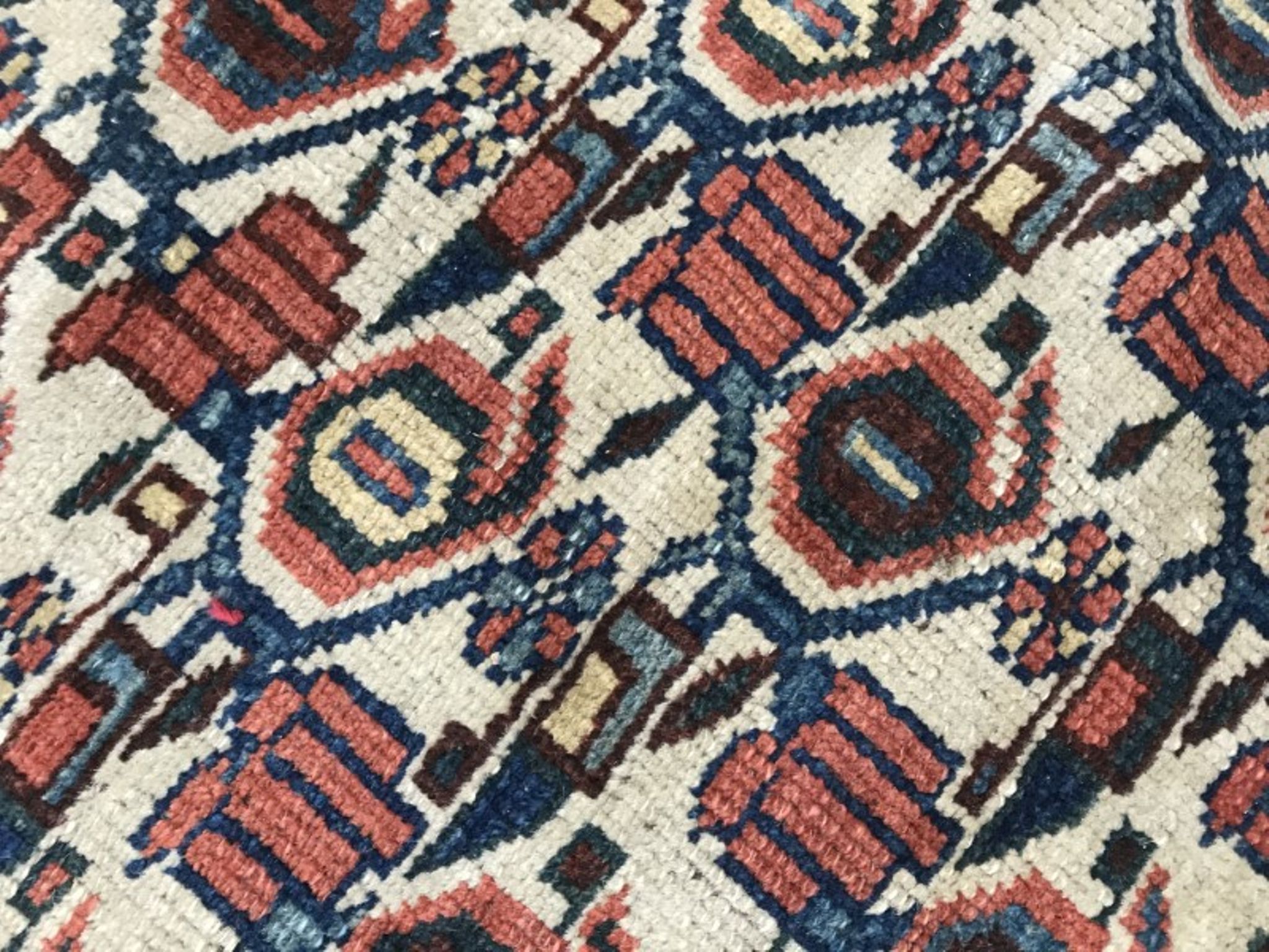 Carpet old persian kurdish done hand 117 x 185 cm