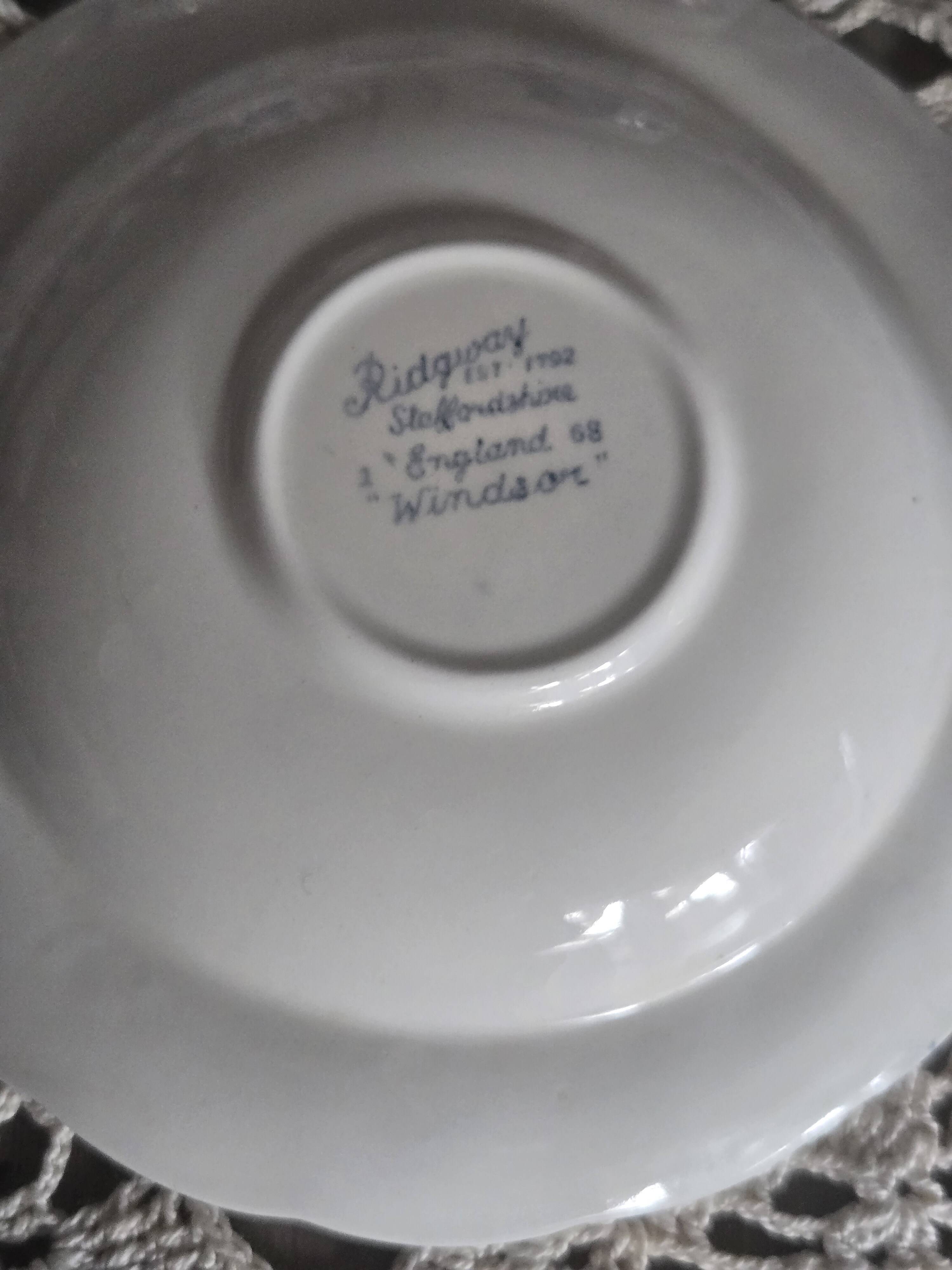 Ridgway Staffordshire tea/coffee service "Windsor" - England