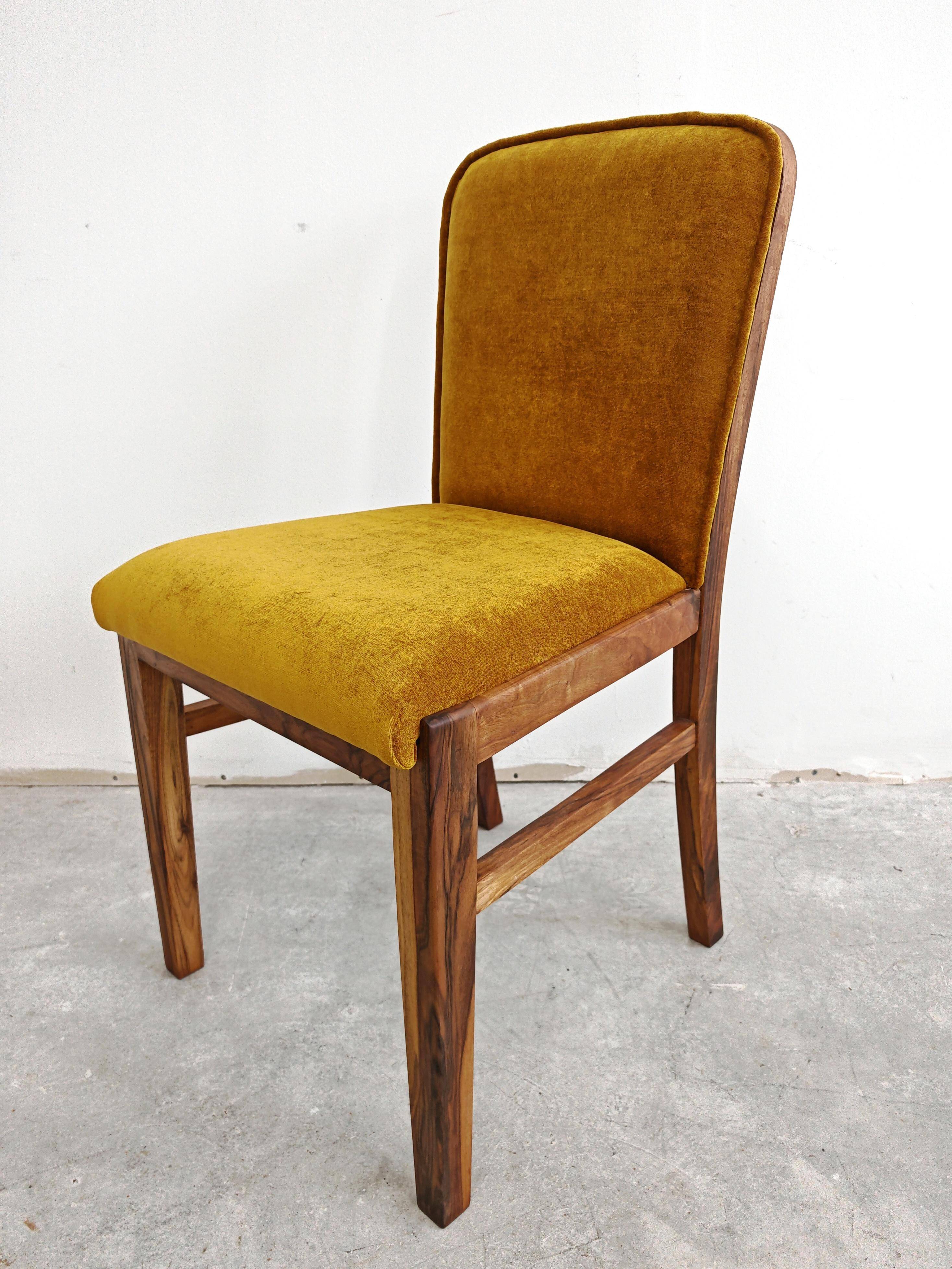 Set de 4 chaises Art Déco en placage de racine de noyer, velours