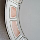 Flat round dish sandstone from niderviller vintage mesh model