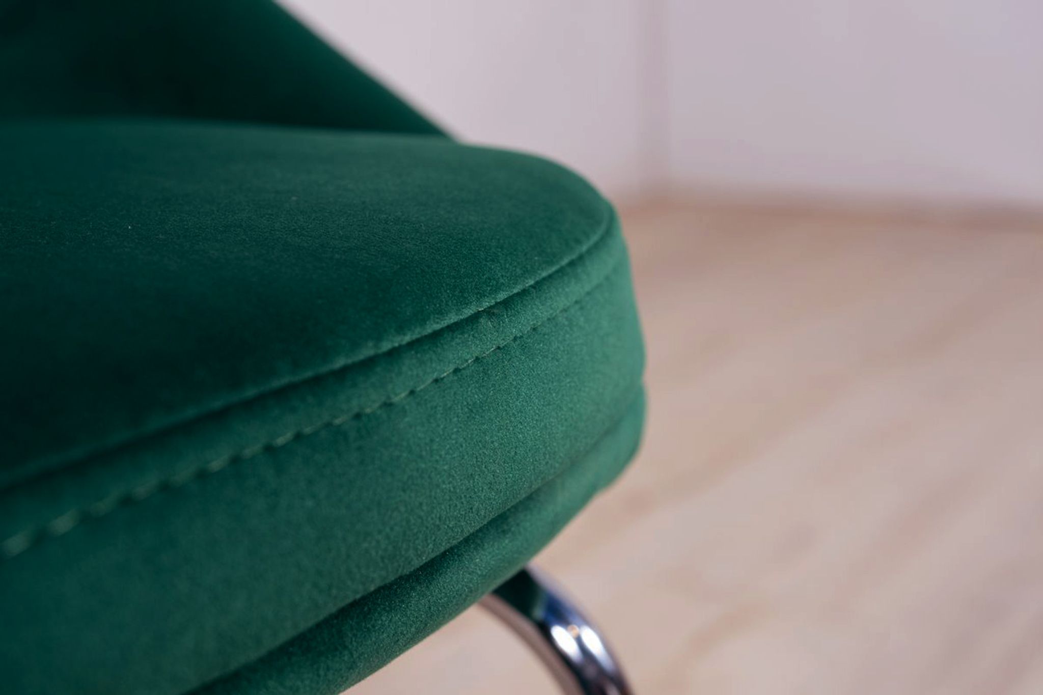 Fauteuil chrome et tissu , années 1960