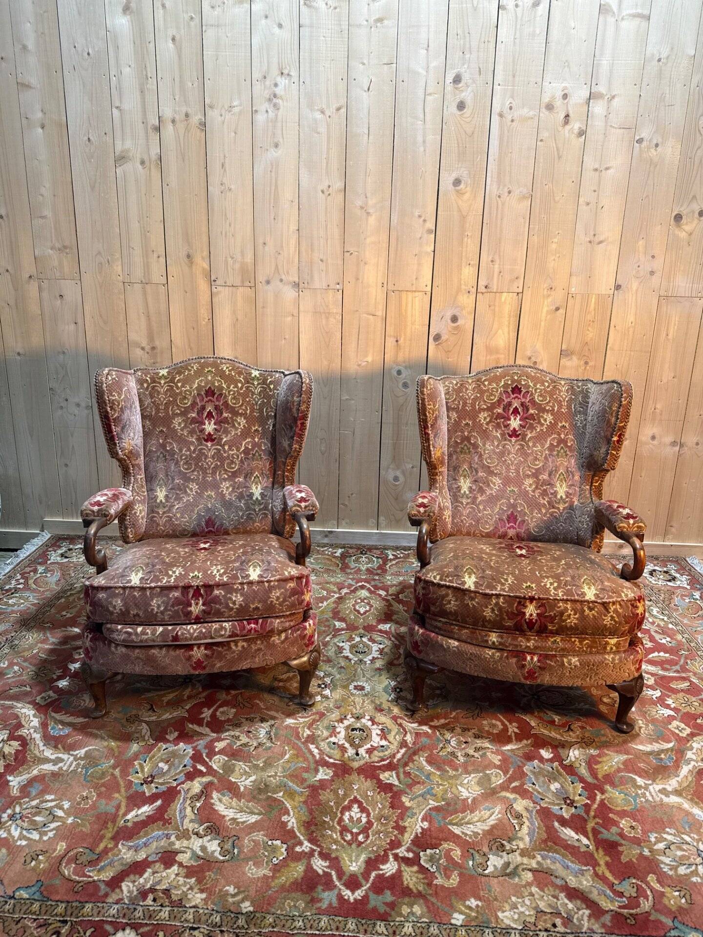 Paire de fauteuils - bergères à oreilles Anglais