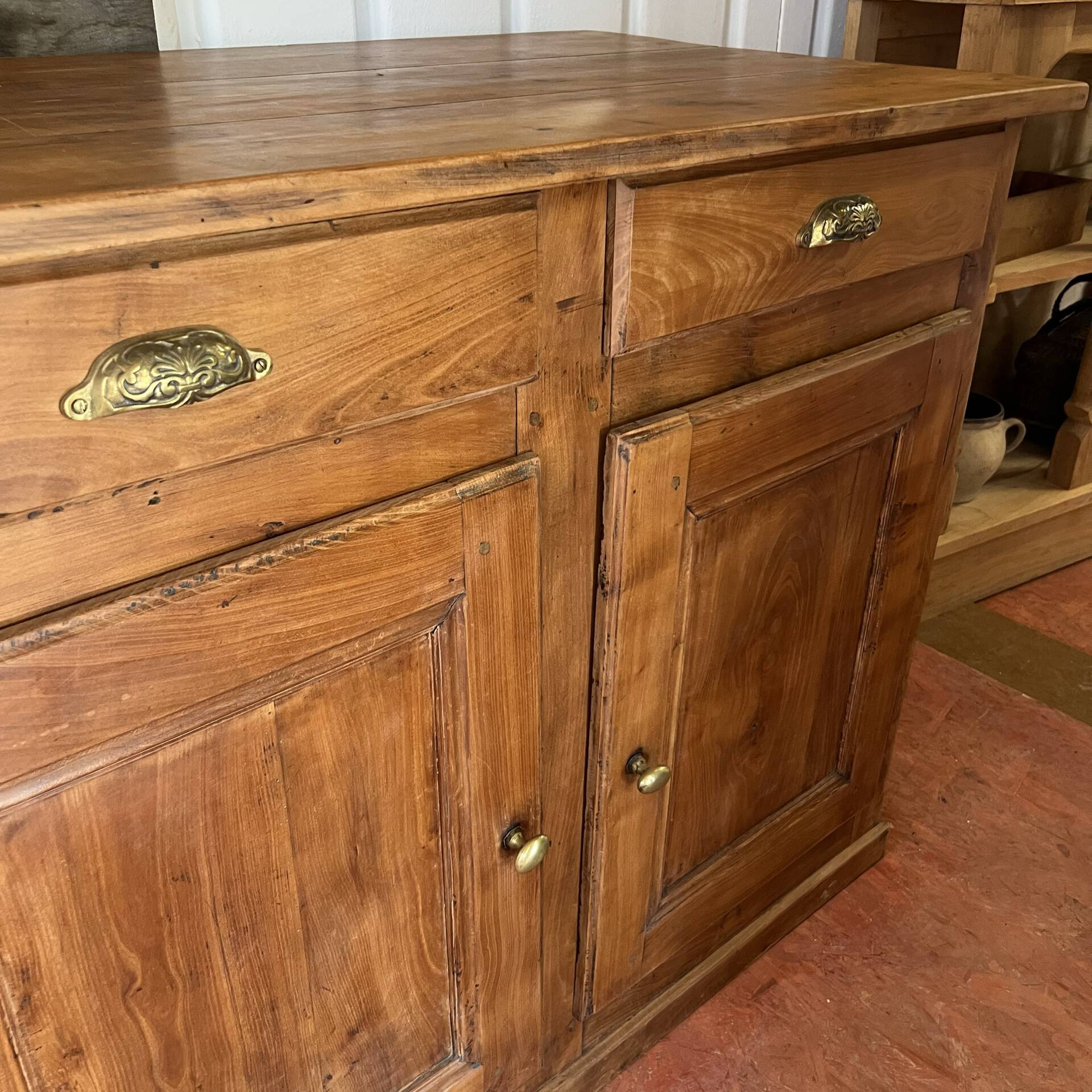Solid wood sideboard