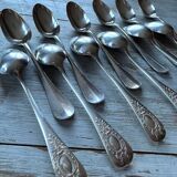 Set of 12 Médaillon dessert spoons, Boulenger